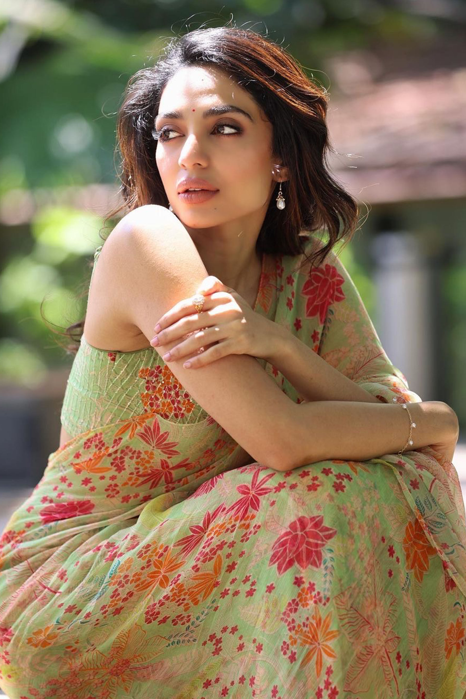 Juliette Saree-Lime, , image 4