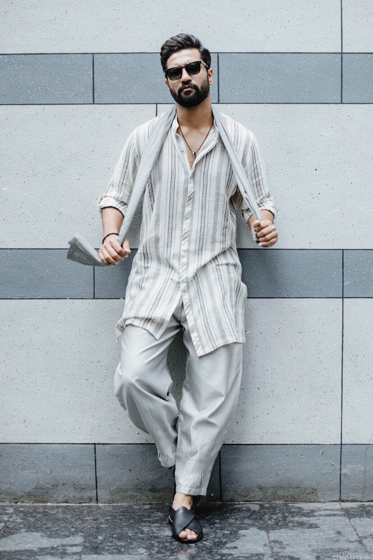 2 - Vaayu Kurta, image 2