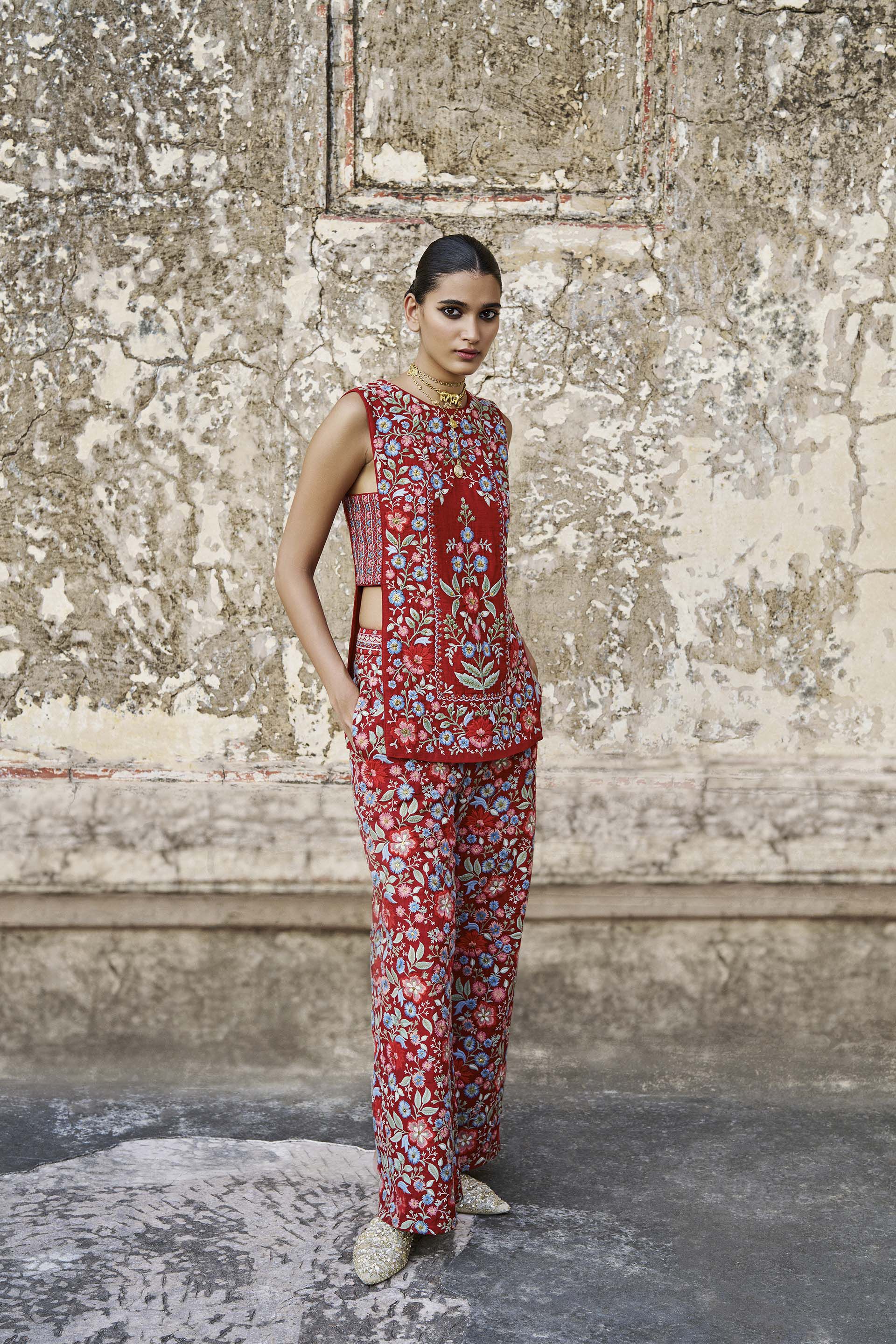 Blooms Of The Wild Embroidered Silk Pant Set - Red