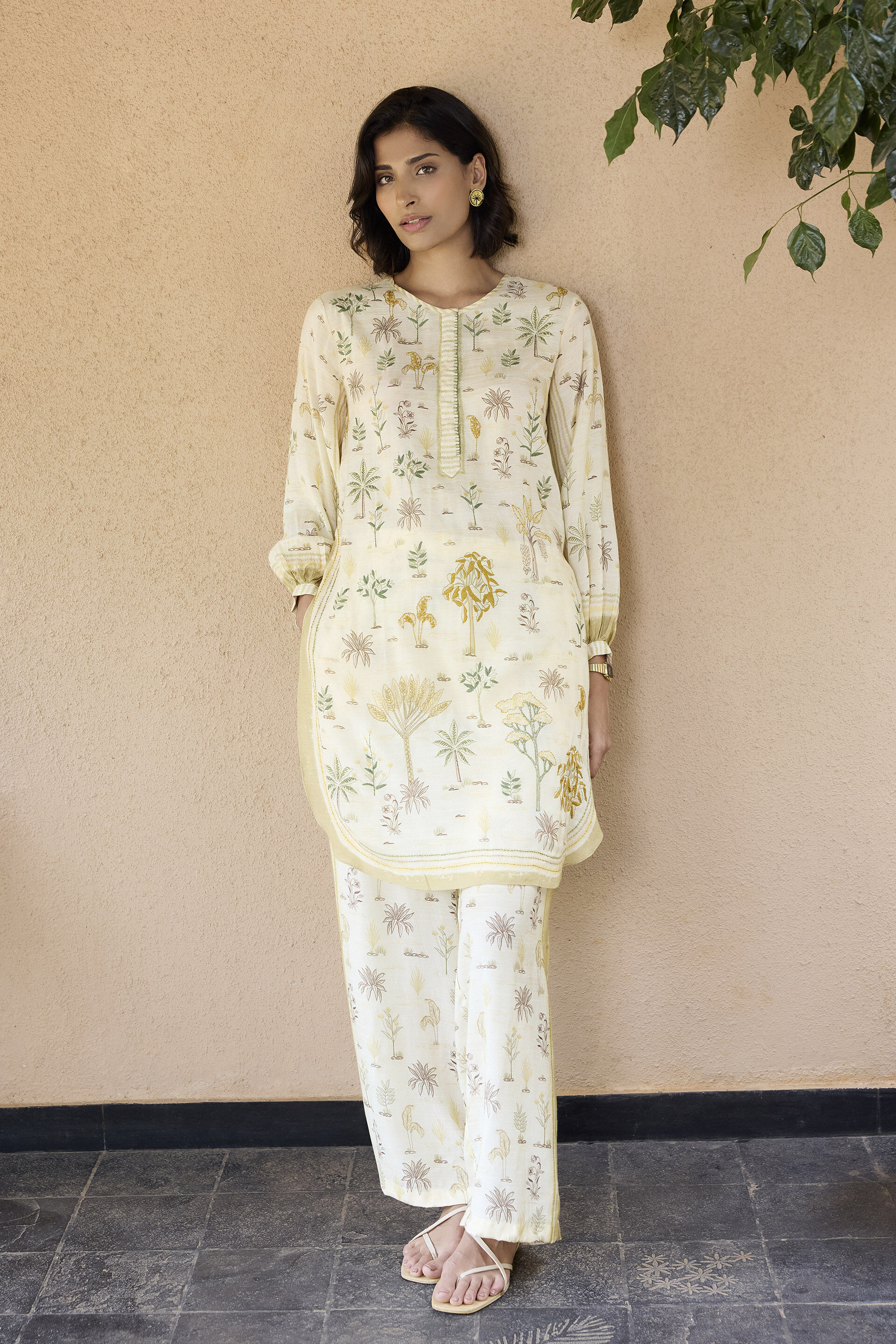 Season Song Hand-embroidered Kantha Co-ord - Ivory