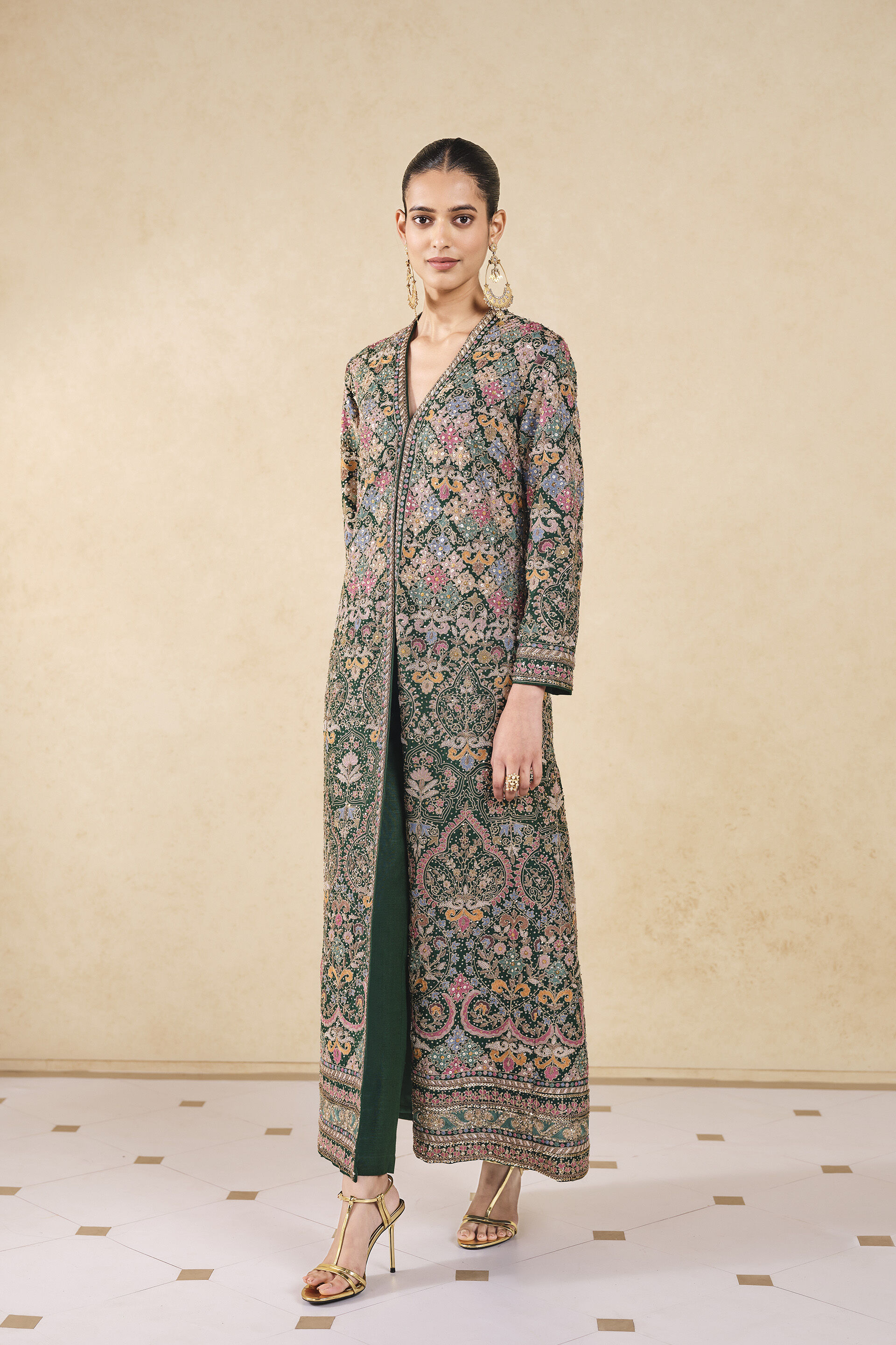 Symphony Of The Wildforest Embroidered Silk Jacket Set - Green