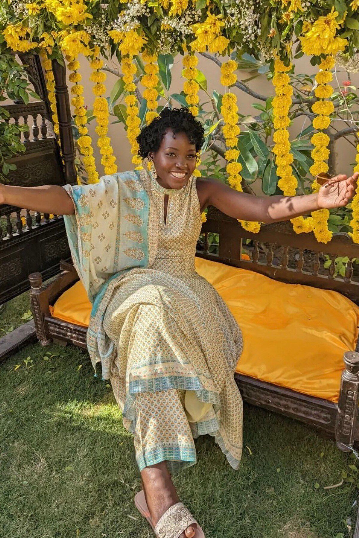 2 - Ulka Anarkali Set &ndash; Beige, image 2