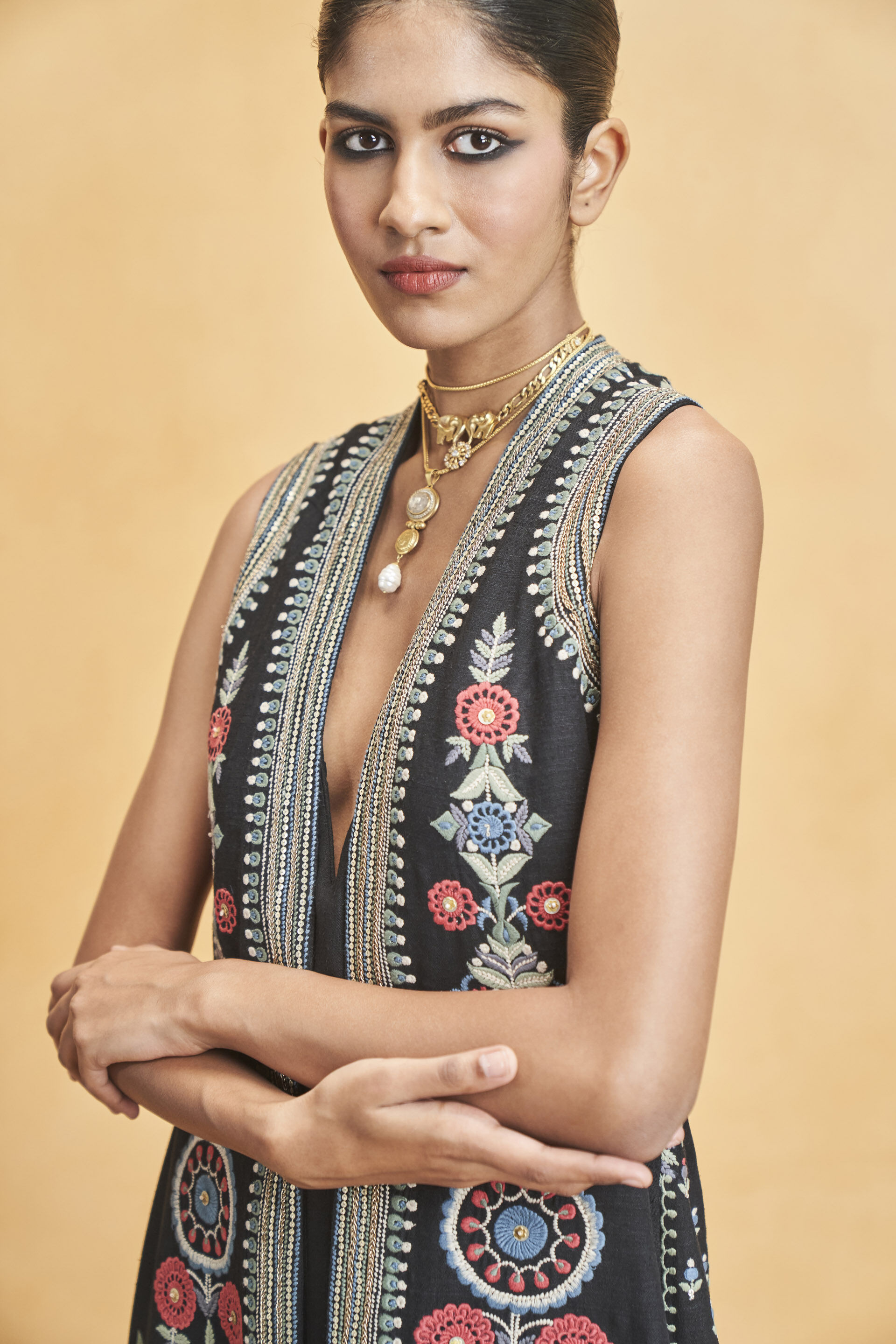 Symphony Of Flowers Embroidered Zardozi Silk Jacket Set - Black, Black, image 7