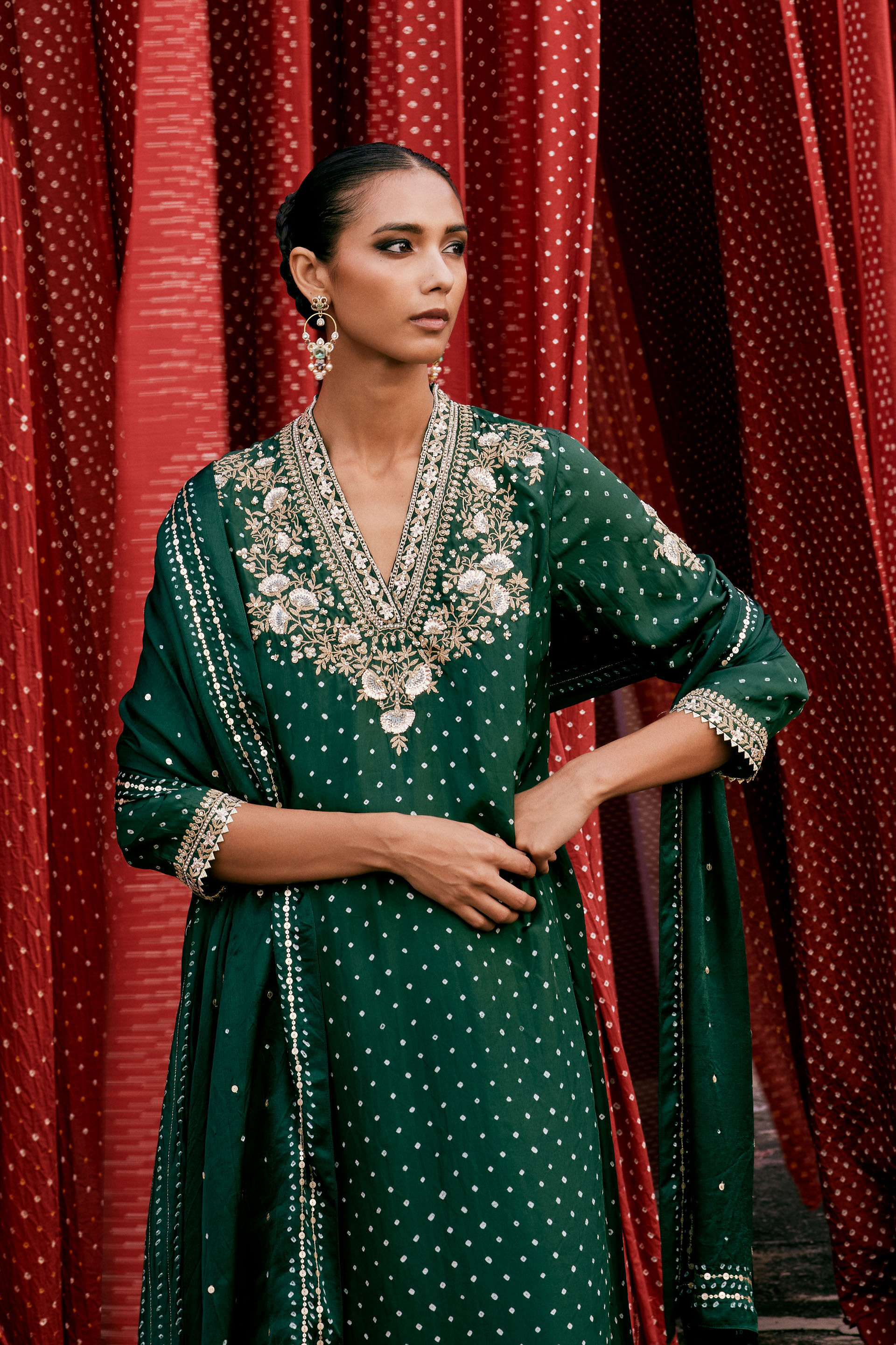 Gulsahro Handcrafted Bandhani Silk Kurta Set - Green, Green, image 9