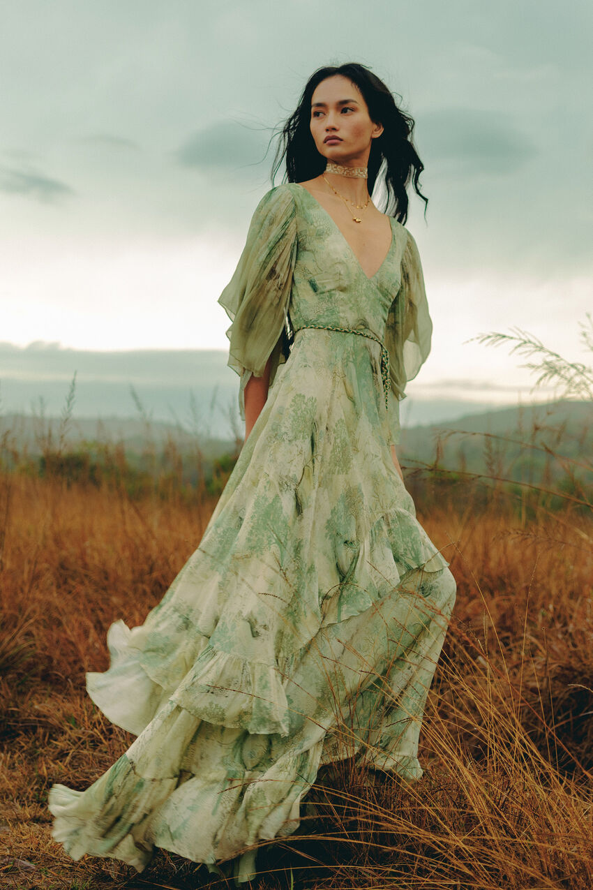 designer dresses uae Bianca Nera
