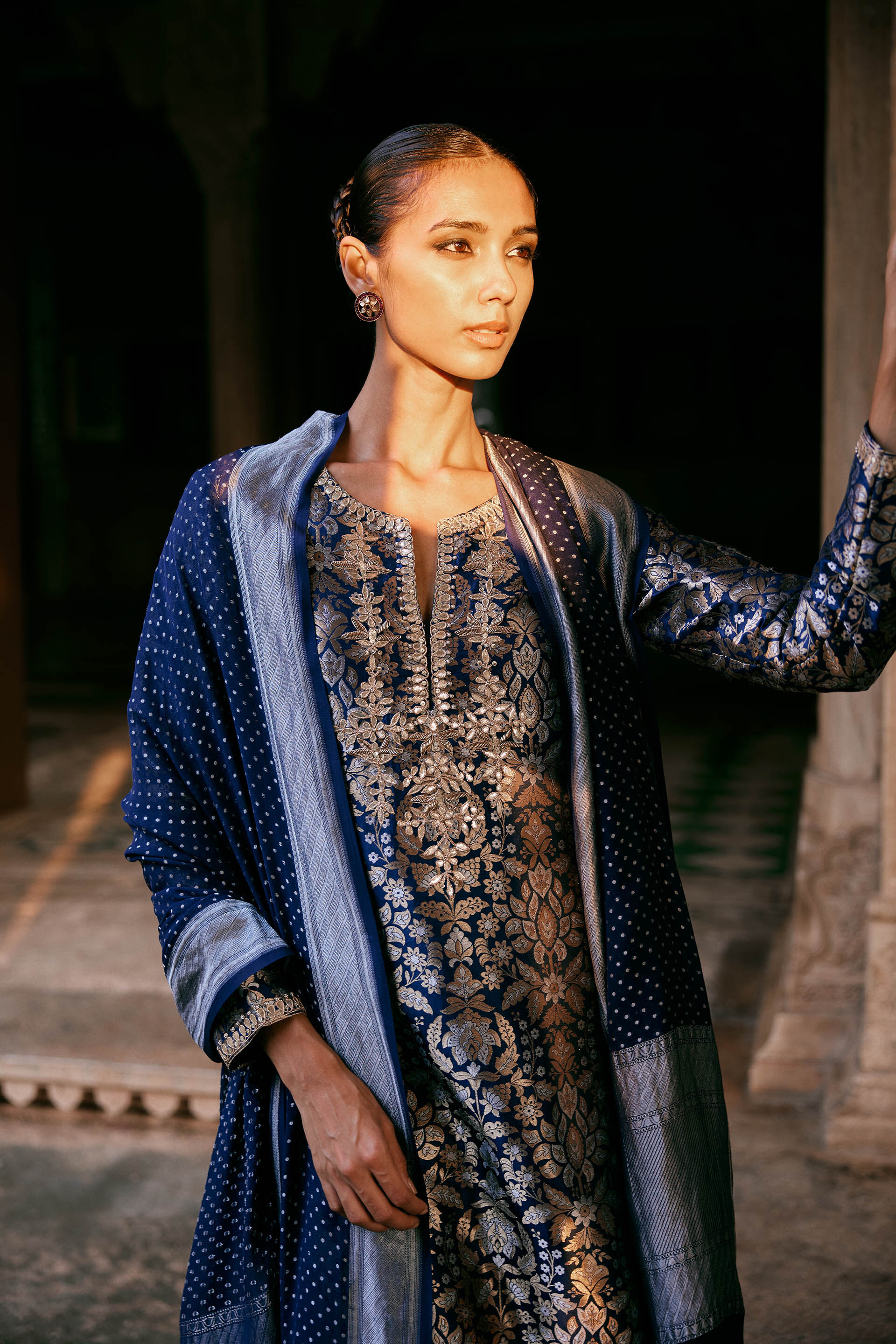 Samahita Handwoven Benarasi Silk Suit Set - Blue