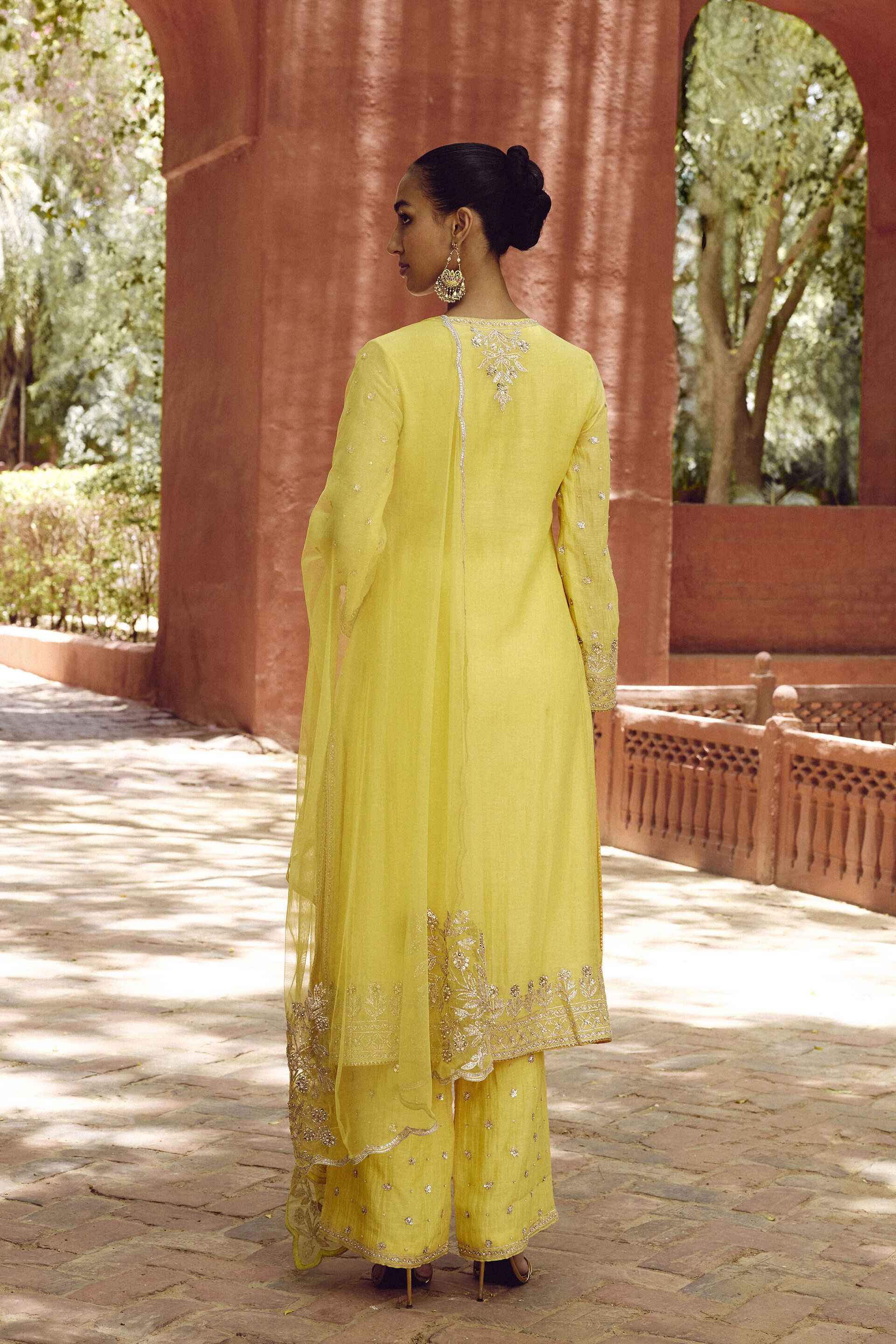 Srika Gota Patti Mul Suit Set - Yellow