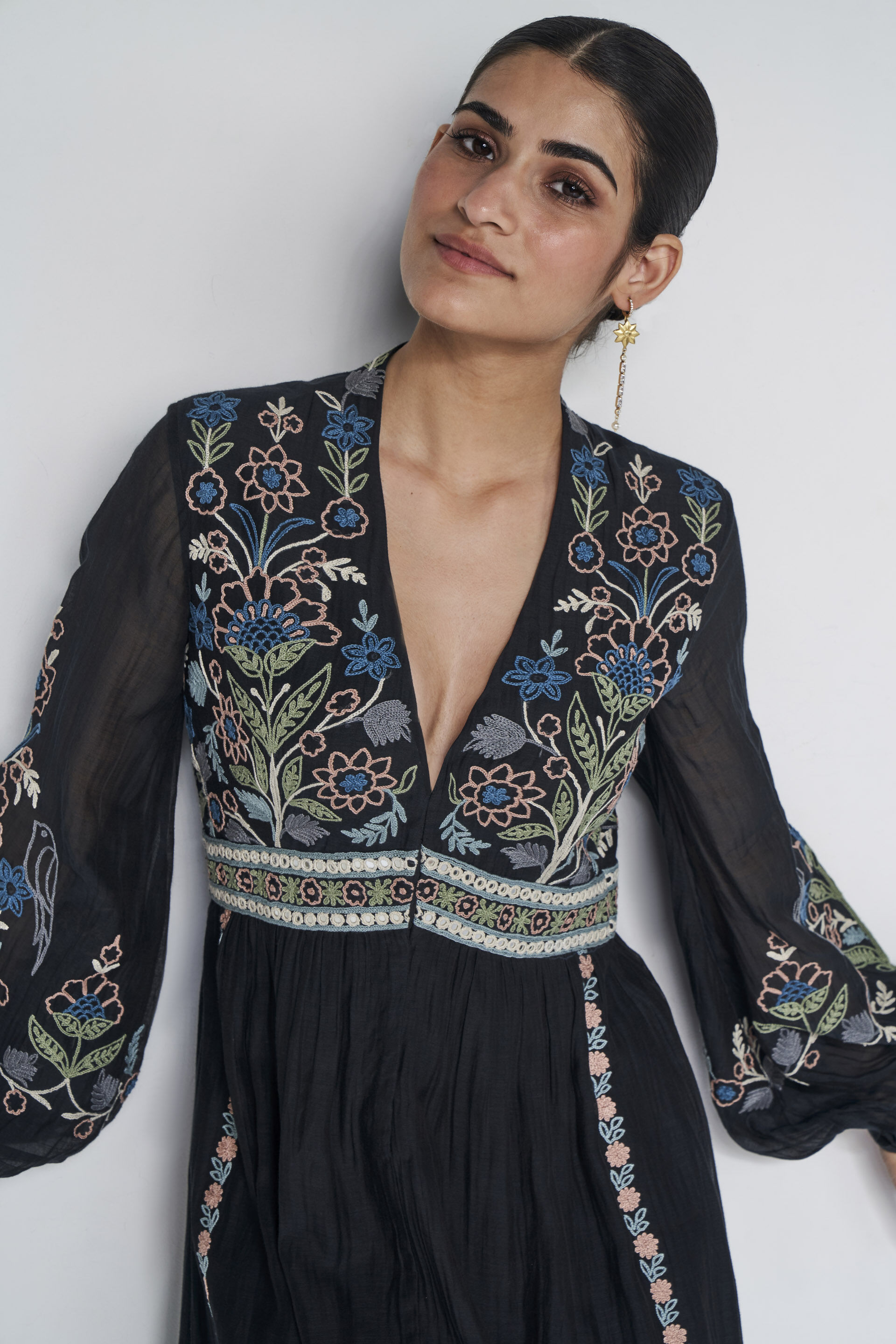 Balsam Hand-embroidered SEWA Mul Suit Set - Black, Black, image 3