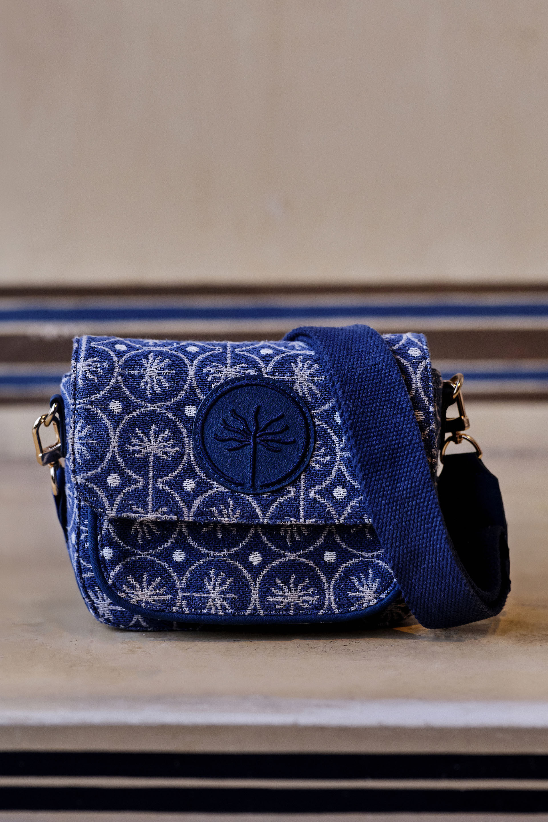 Root Core Crossbody Bag- Blue