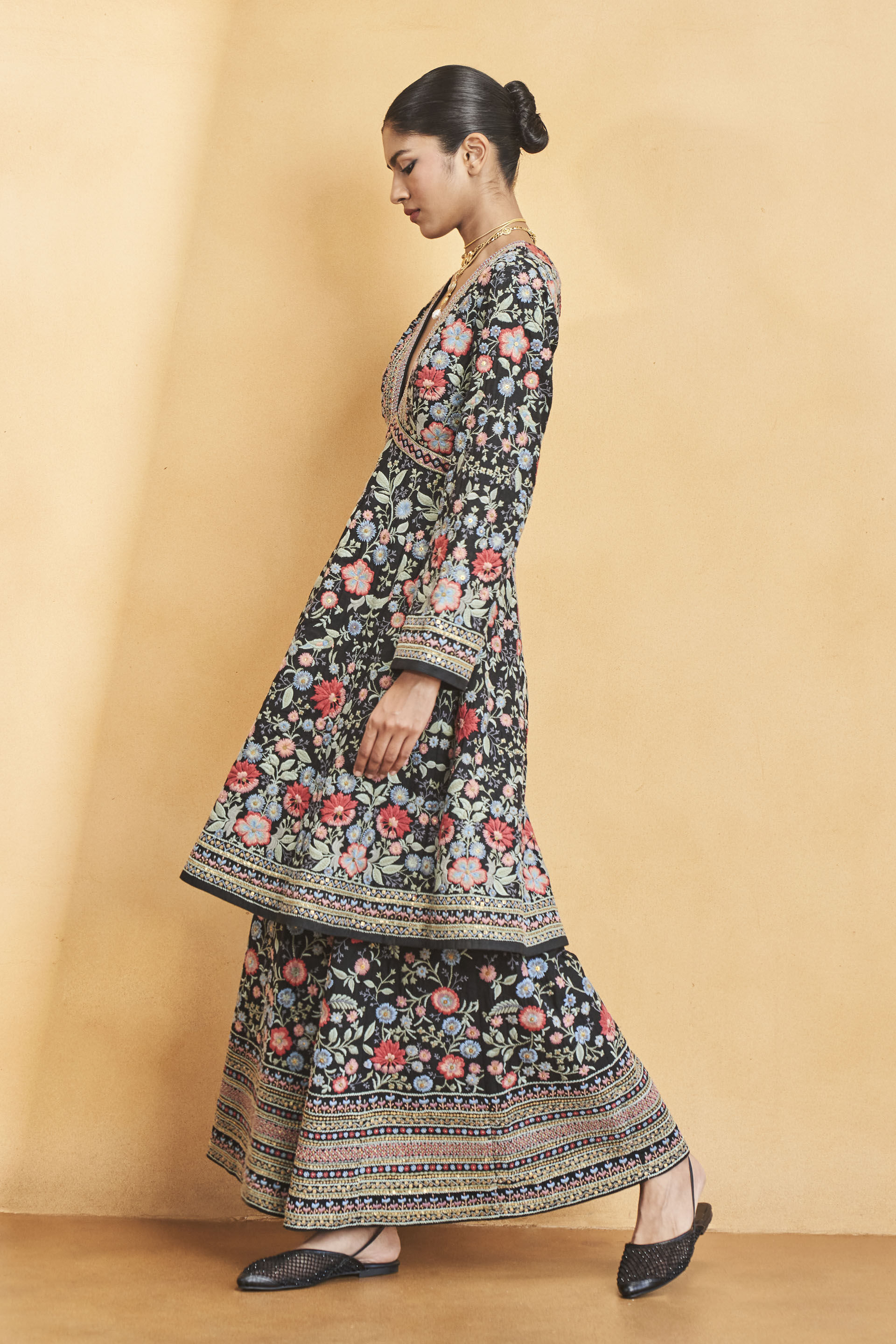 Floral Ballad Embroidered Zardozi Silk Kurta Set - Black, Black, image 3