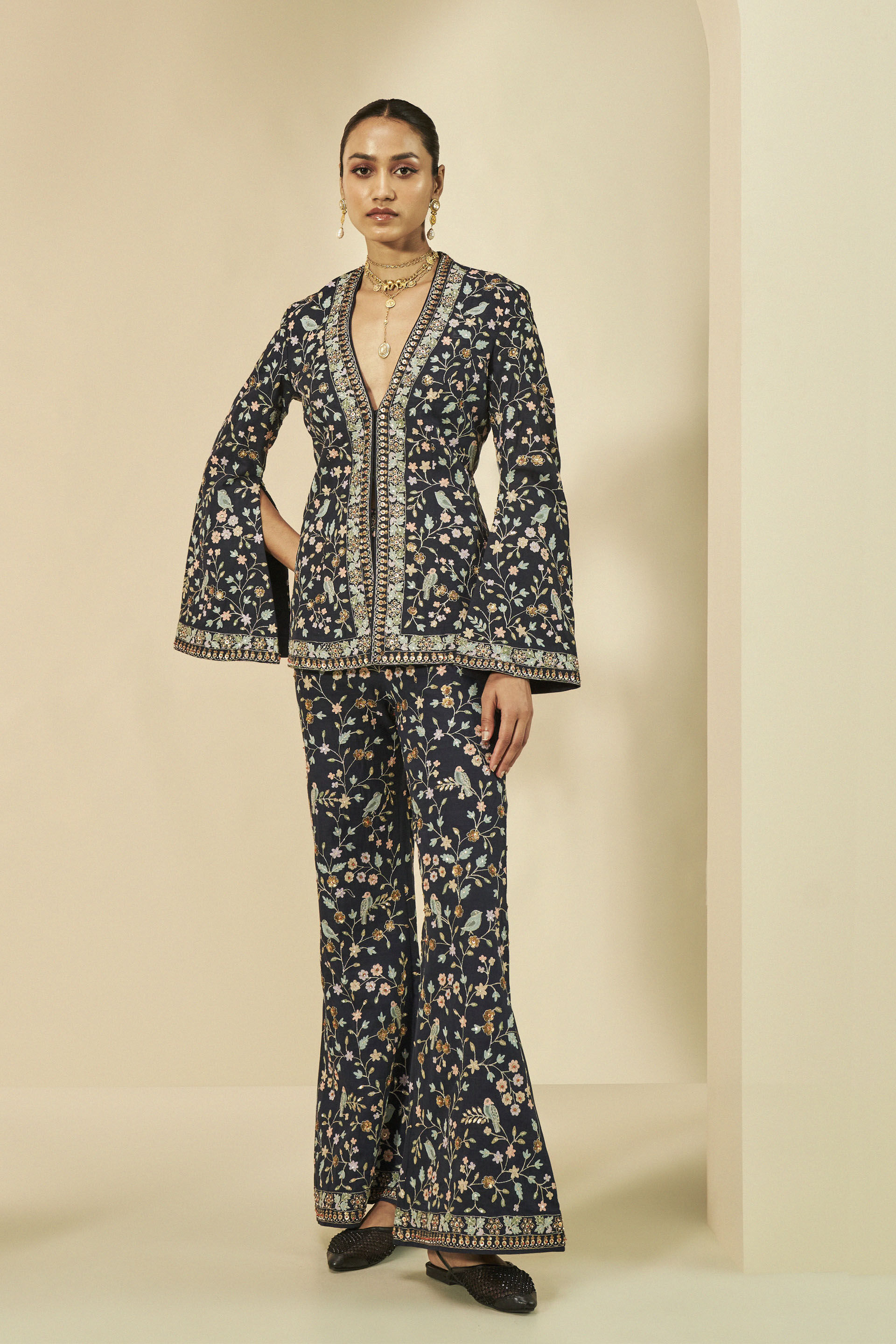 Isra Zardozi Embroidered Silk Jacket Set - Black