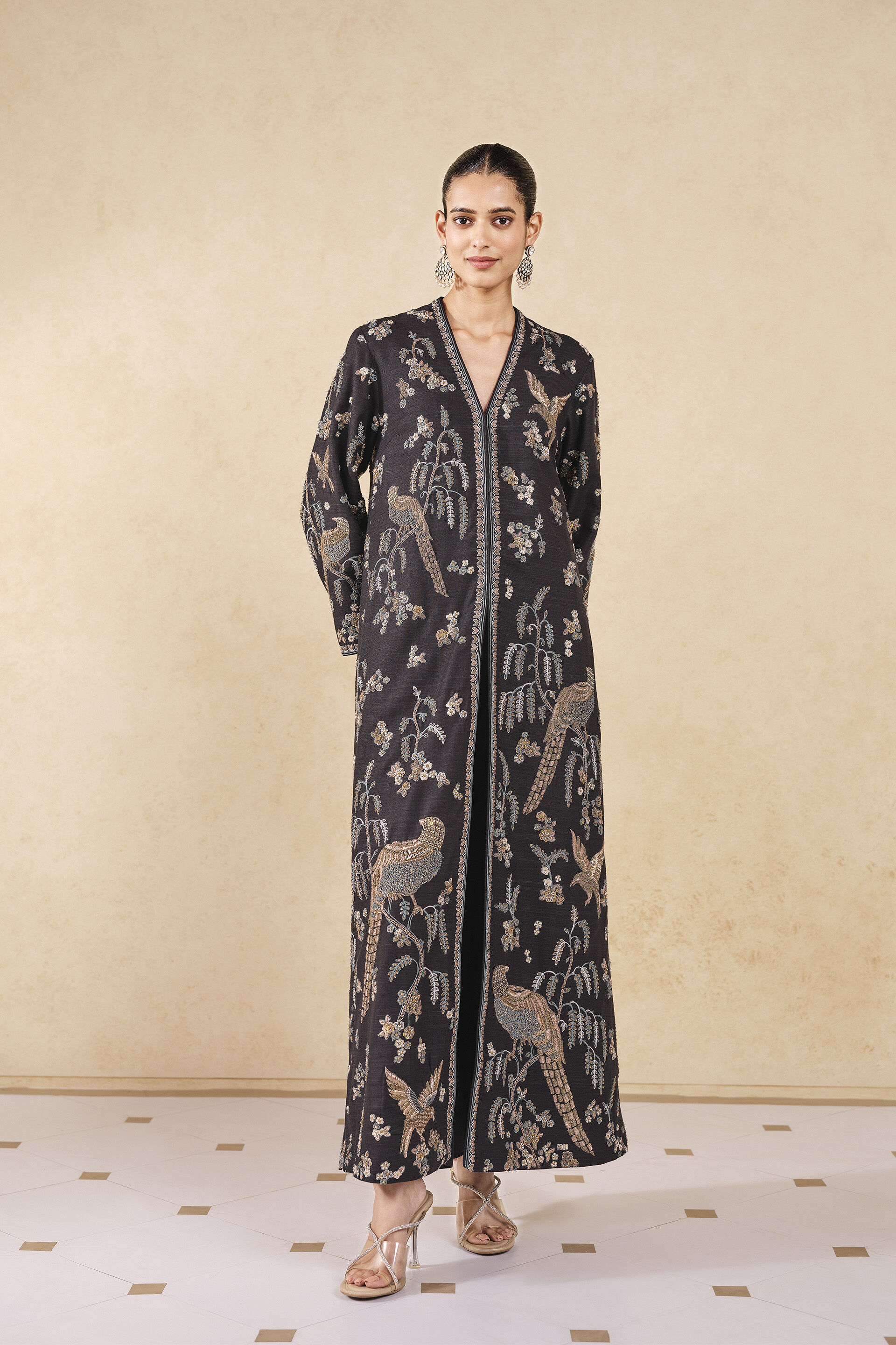 Song Of The Wildforest Embroidered Silk Jacket Set - Black