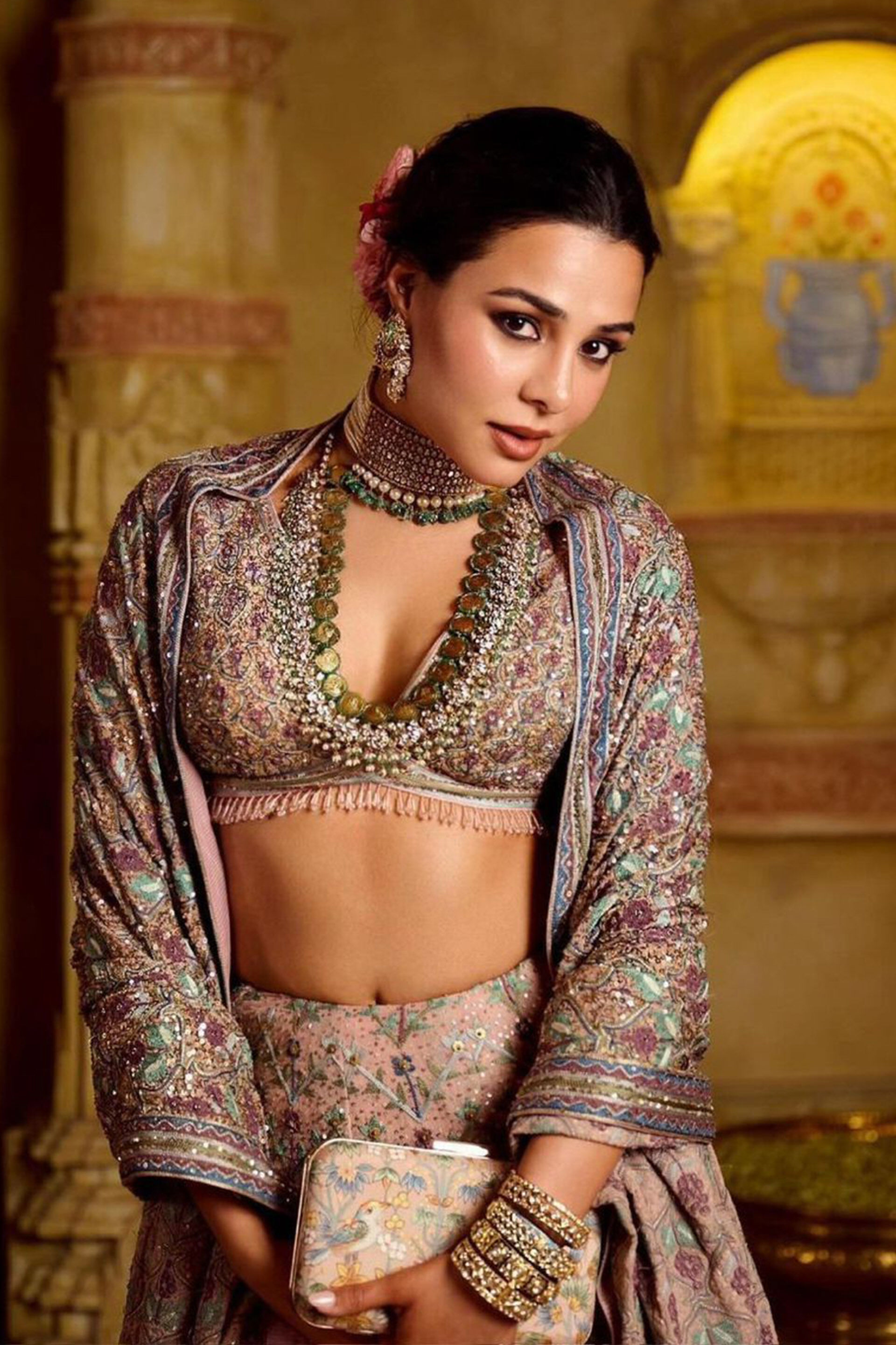 Krandasi Embroidered Zardozi Skirt Set - Blush