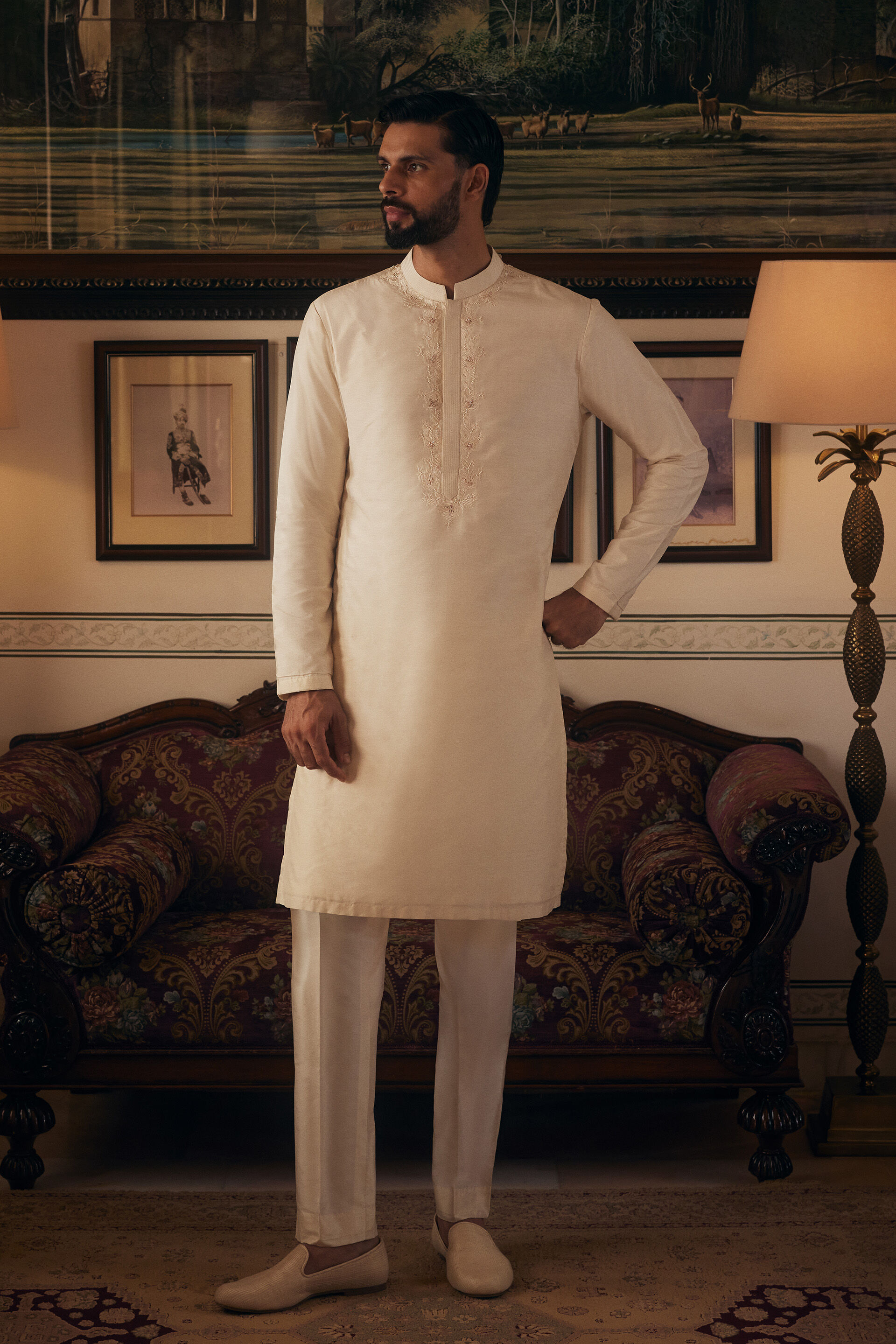 Anirvan Embroidered Silk Kurta - Ivory