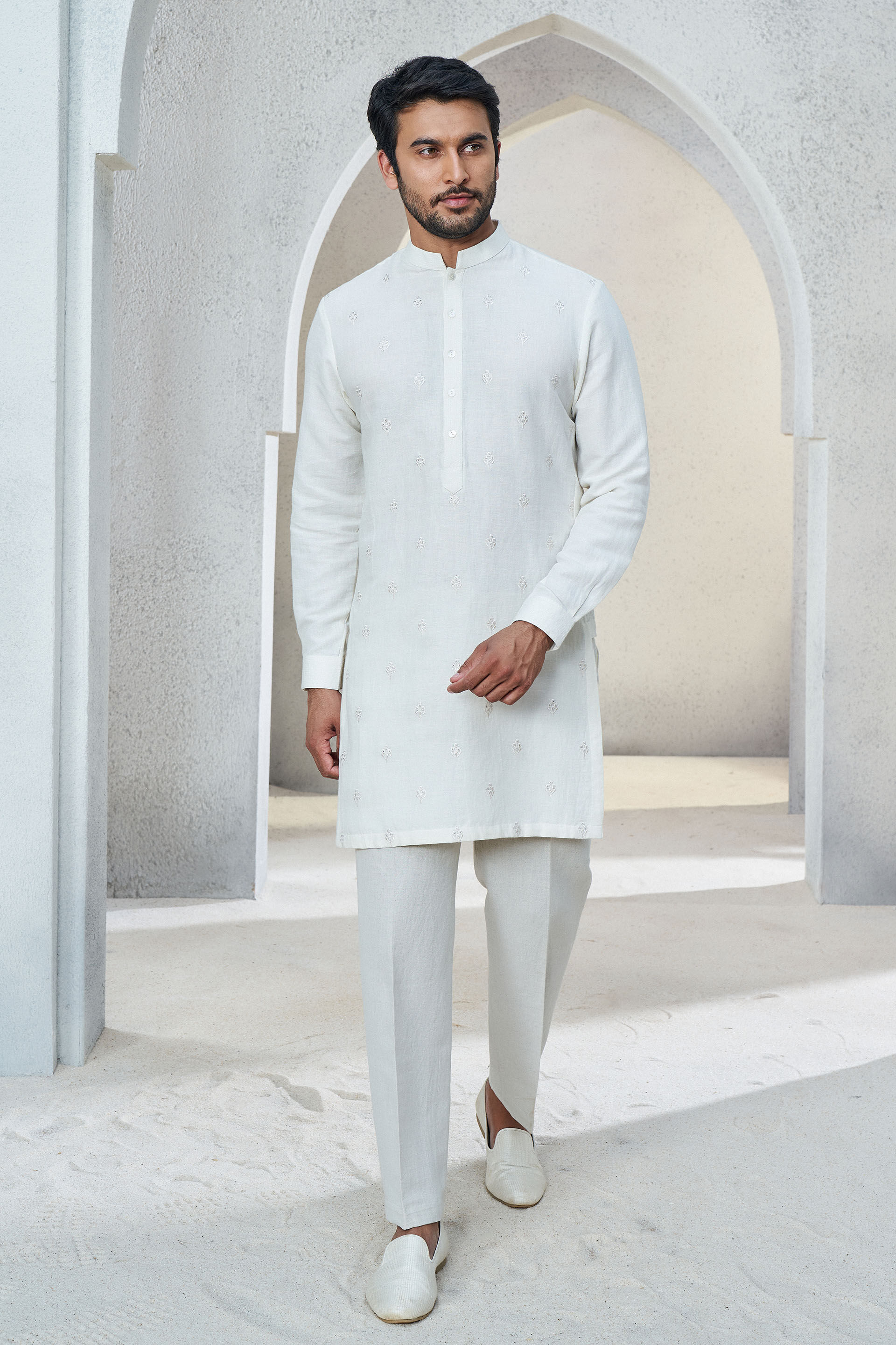 Keshav Kurta - Off White