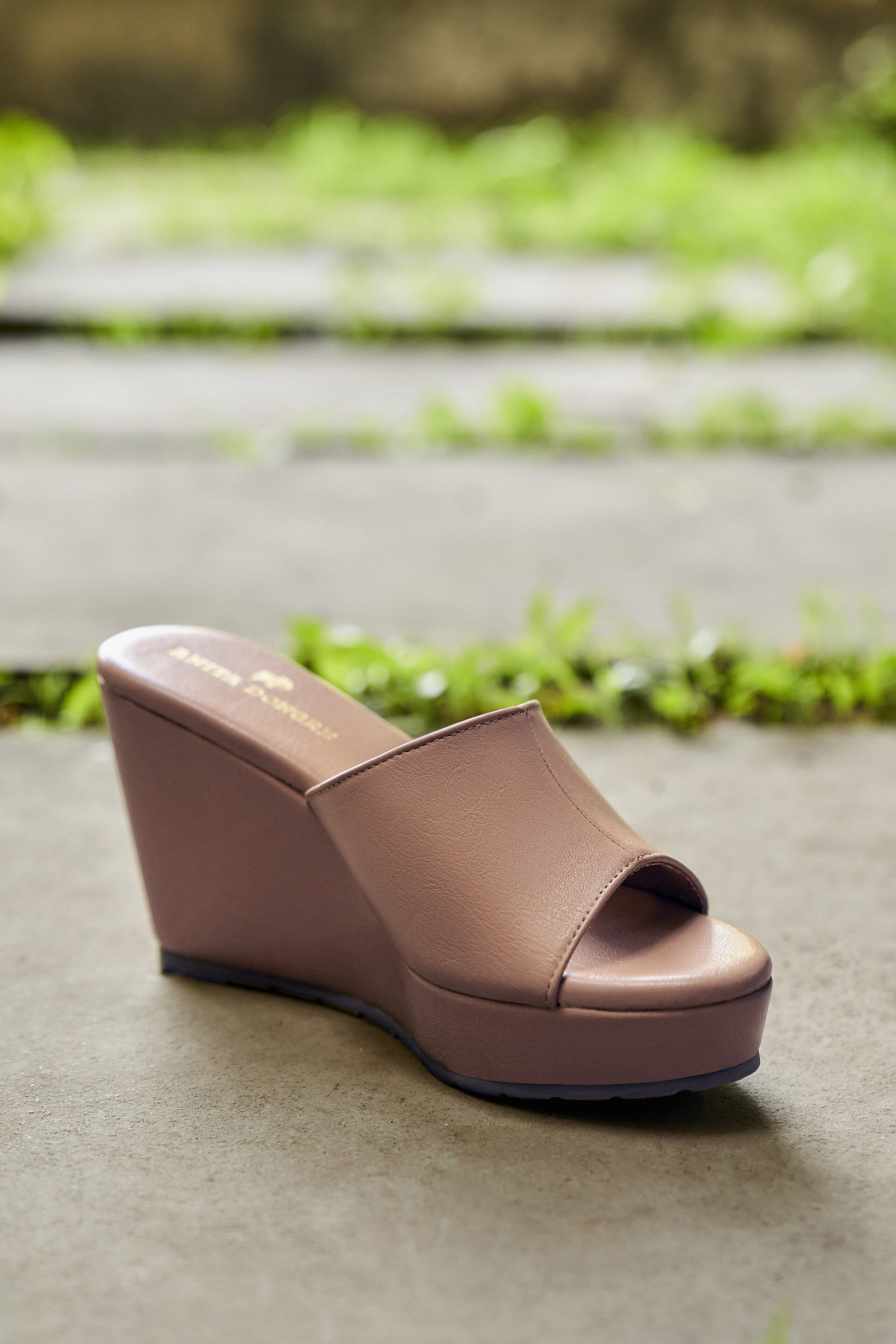 Tan high wedges online