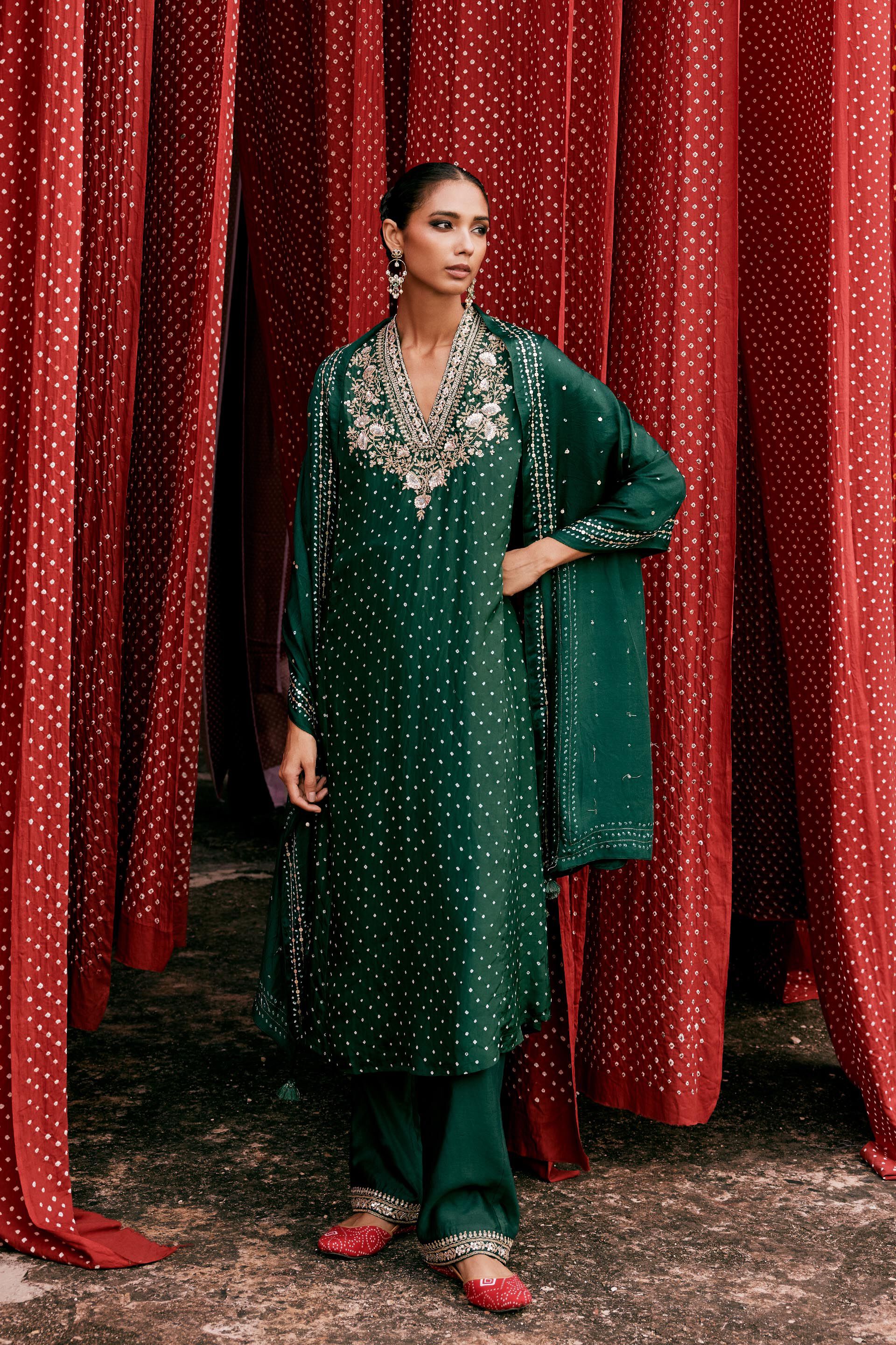 Gulsahro Handcrafted Bandhani Silk Kurta Set - Green, Green, image 1