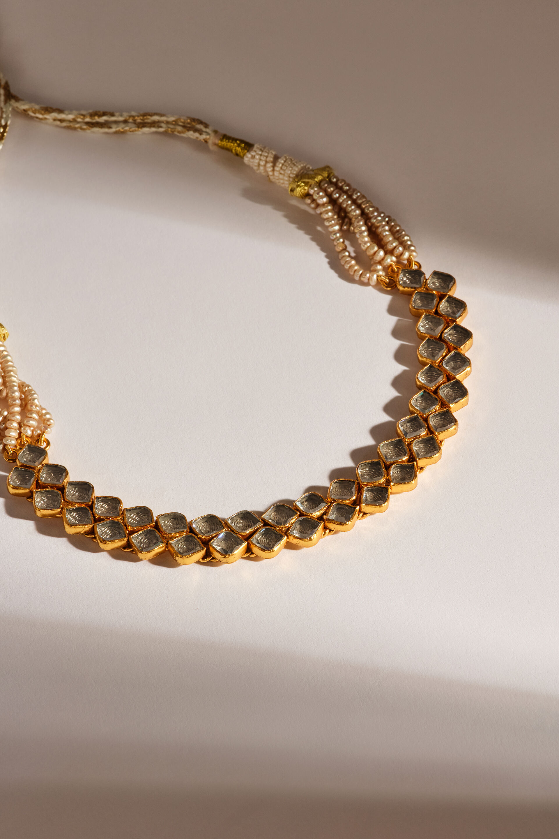 Ismenia Choker