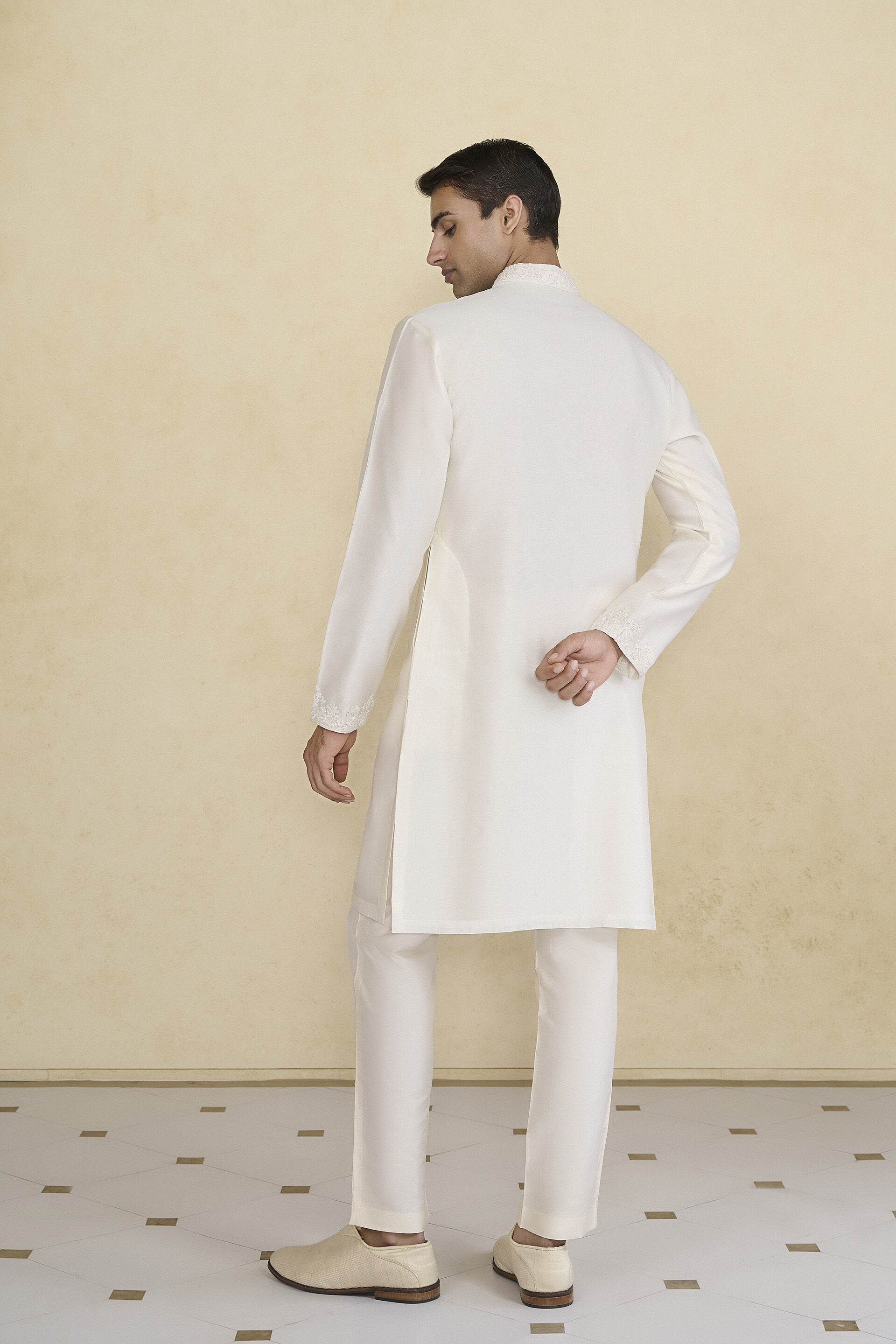 Isharv Embroidered Chanderi Silk Kurta - Ivory, Ivory, image 2