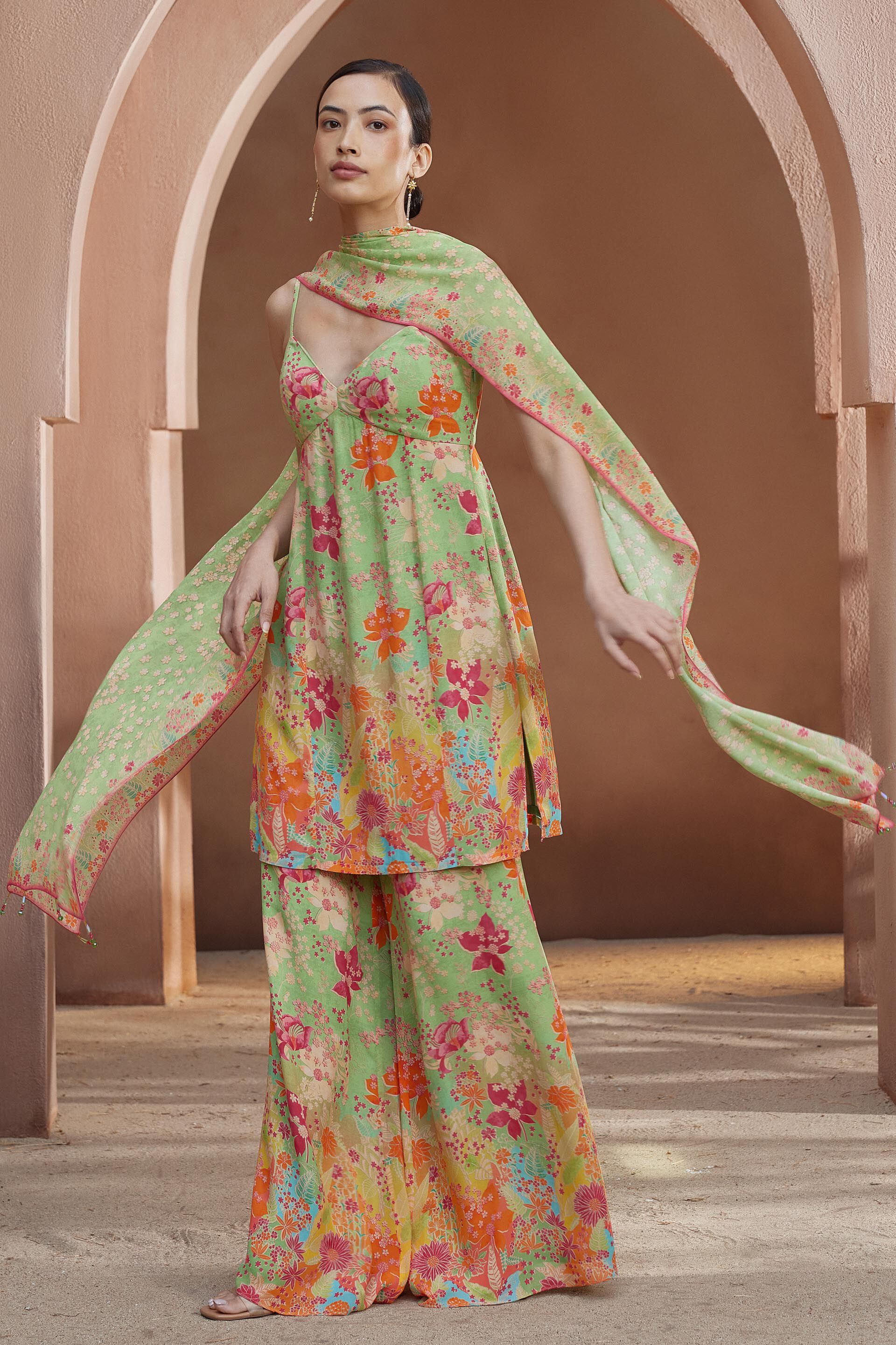 Anita dongre anarkali 2025