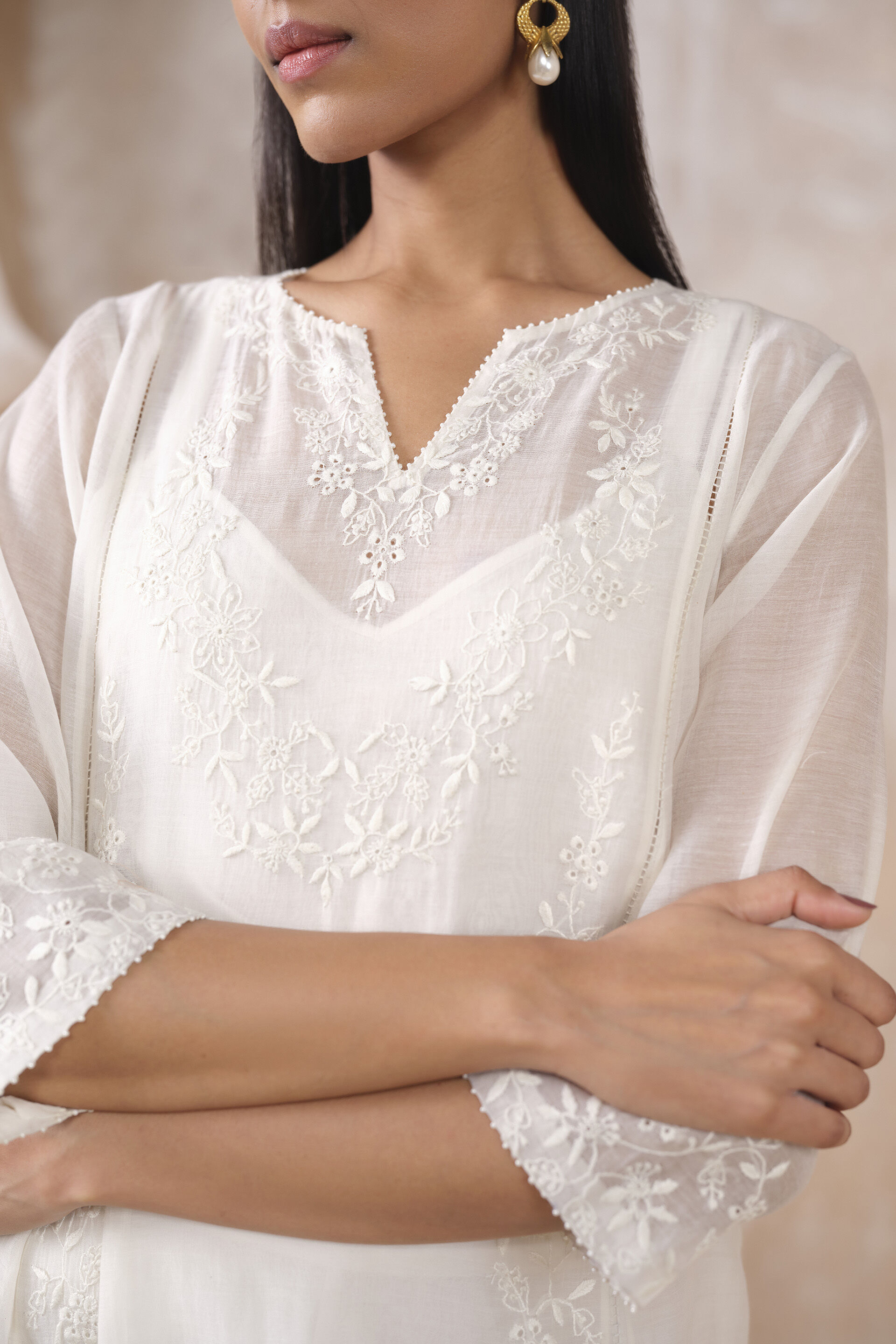 Kaia Hand-embroidered Chikankari Mul Kurta Set - Ivory, Ivory, image 5