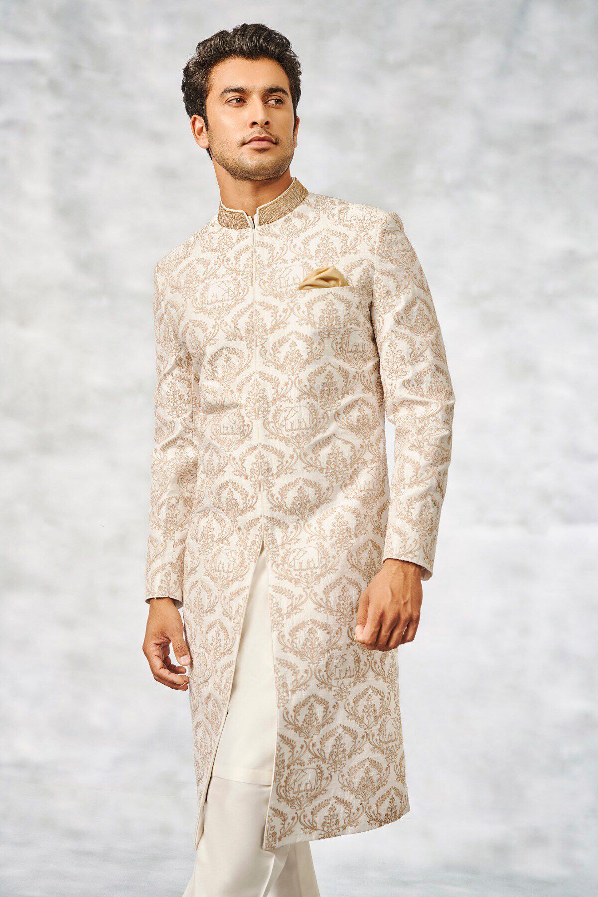 White and gold sherwani outlet