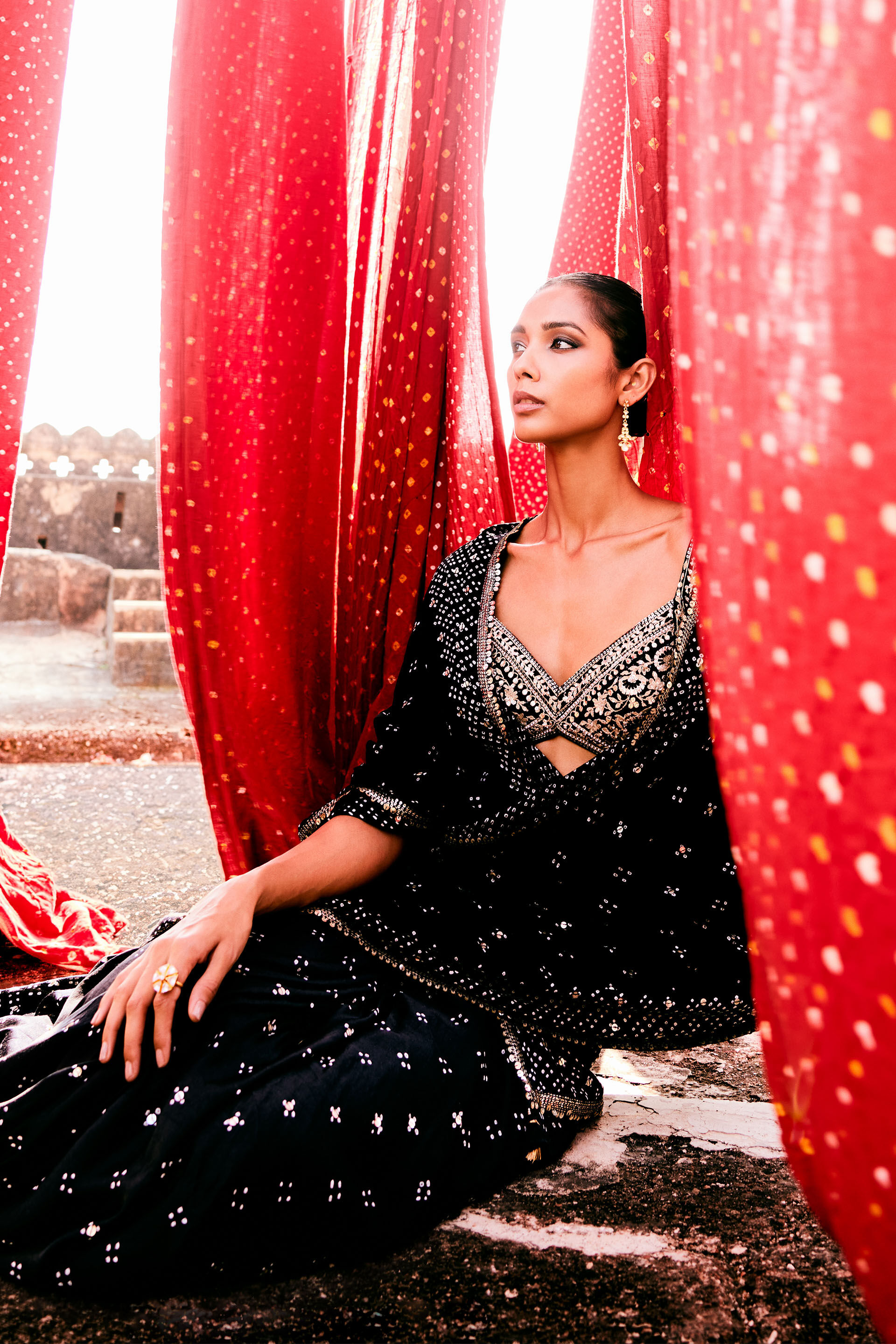 Bahi Handcrafted Bandhani Silk Saree - Black, Black, image 4