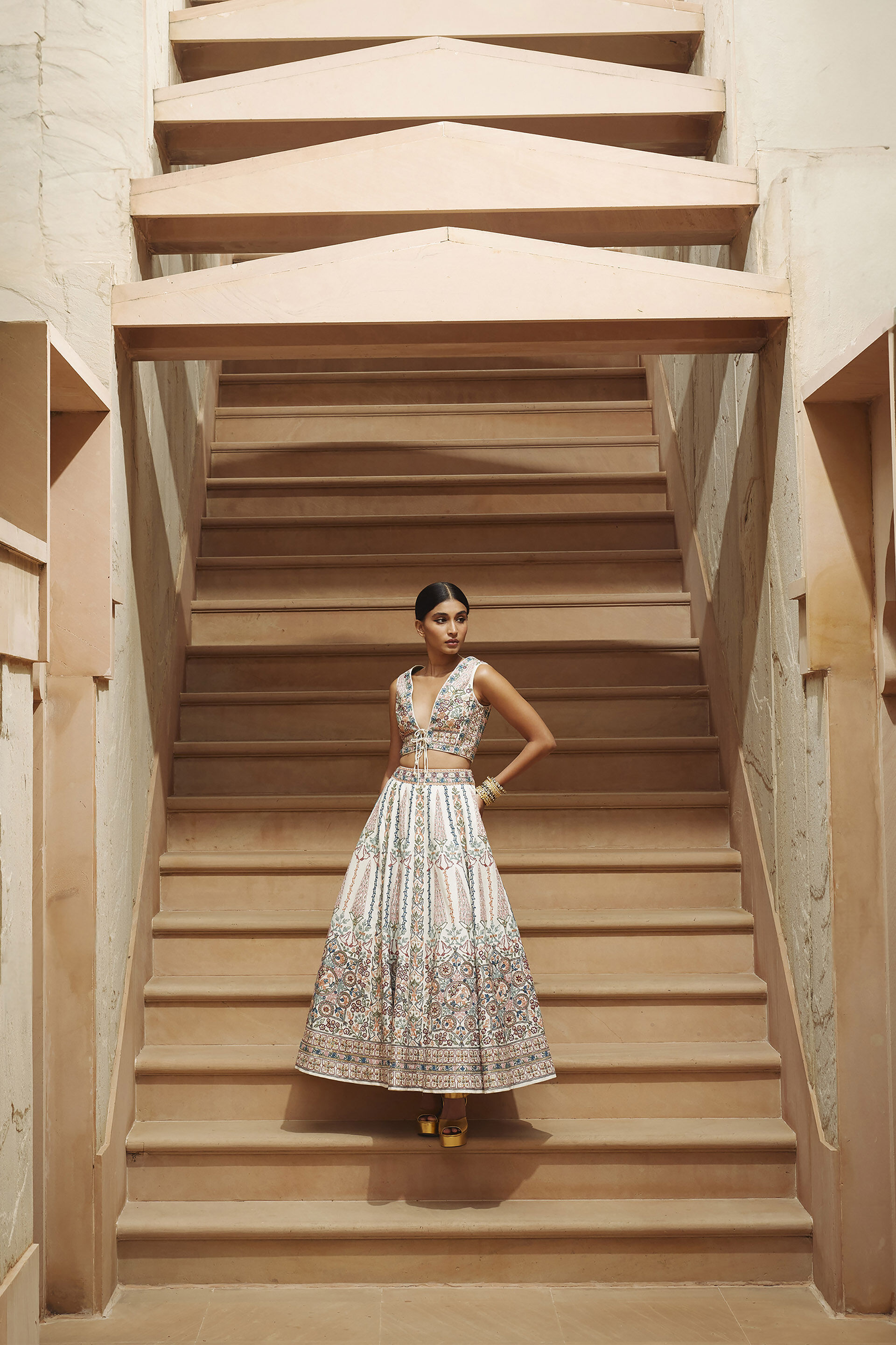 Alakana SEWA Hand-embroidered Silk Skirt Set - Ivory