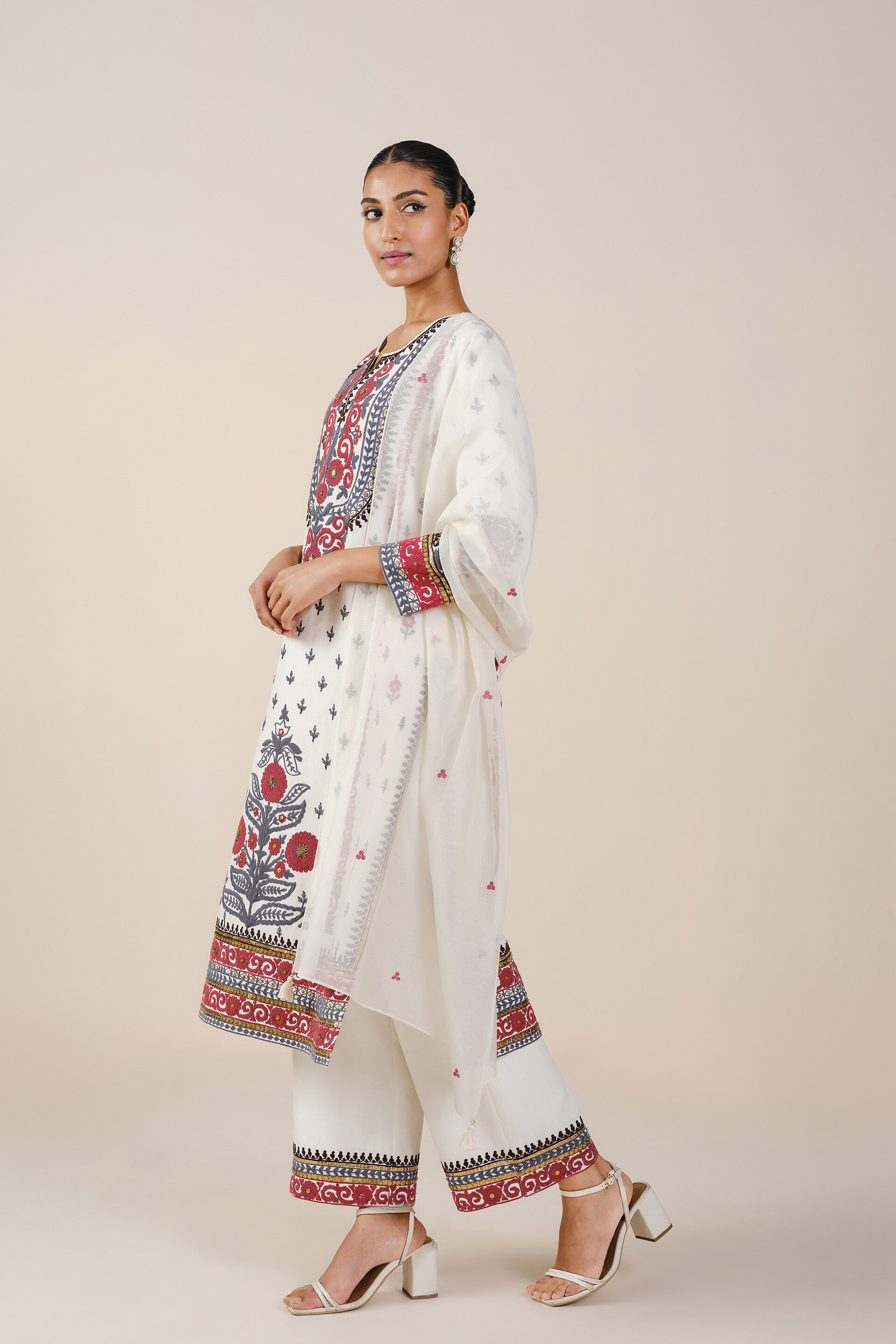 Flowers Of The Forest Embroidered Cord Silk Suit Set - White