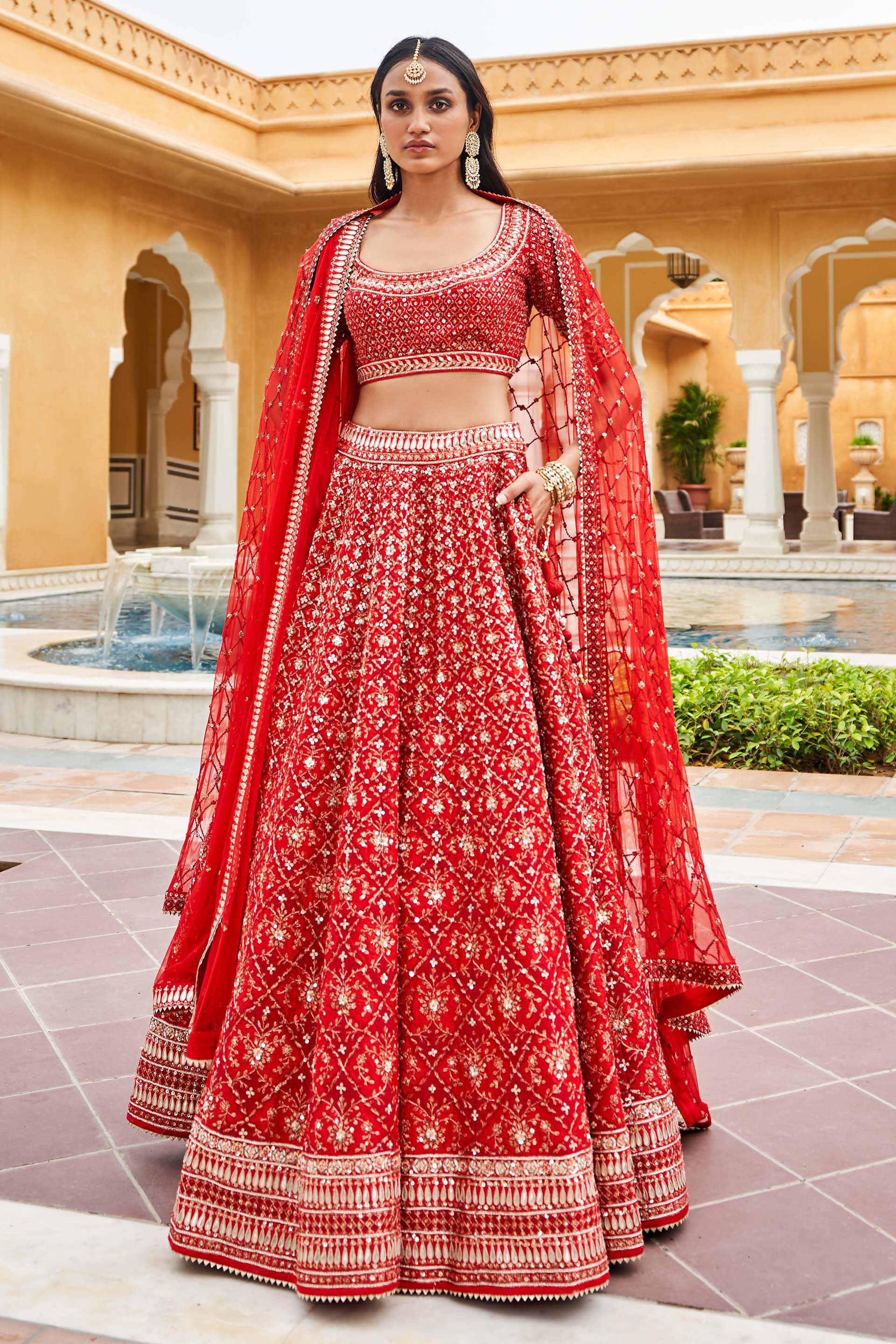 Anita dongre red hot sale lehenga