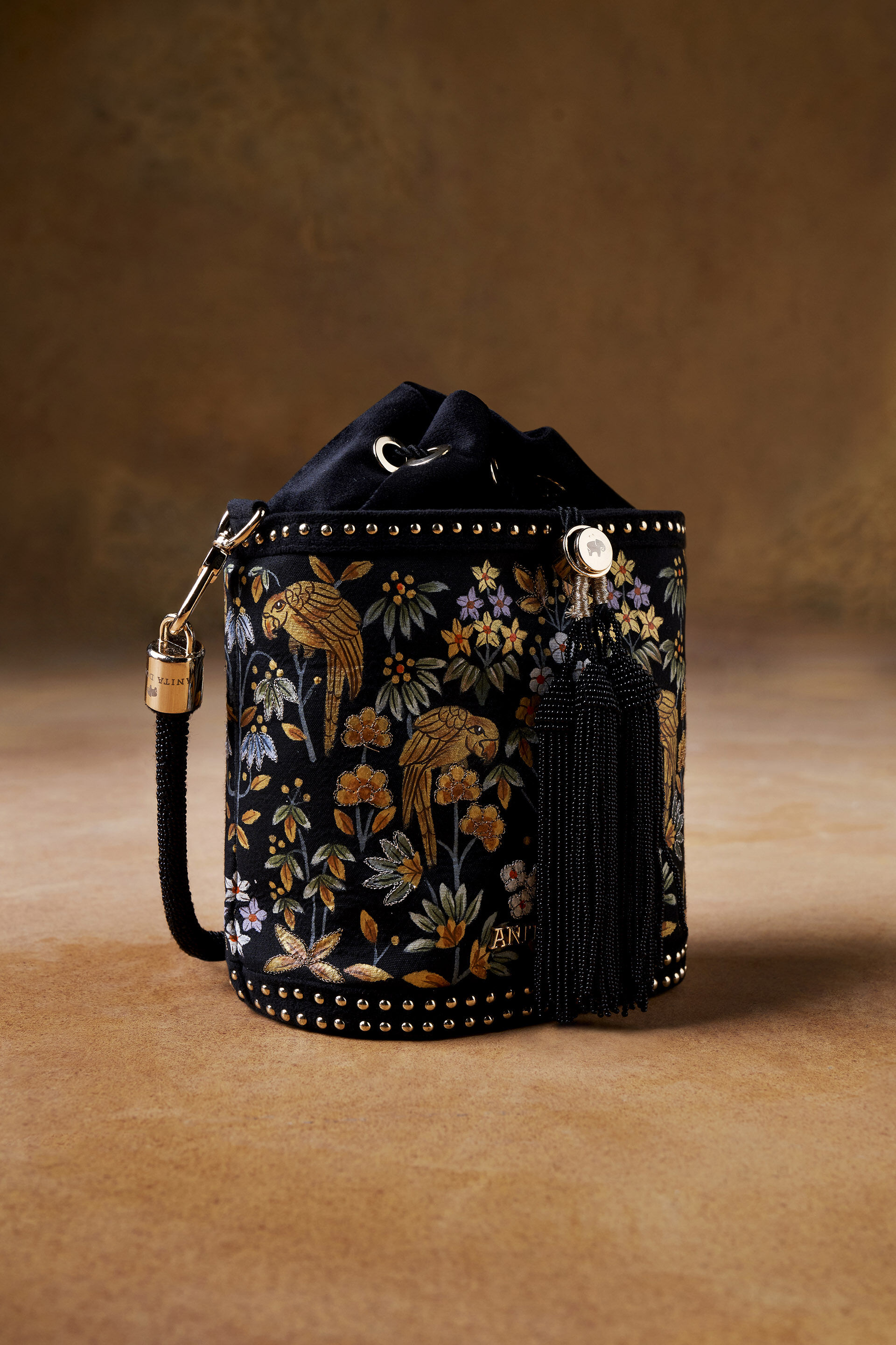 Pichhwai Bucket Bag - Nightingale Black