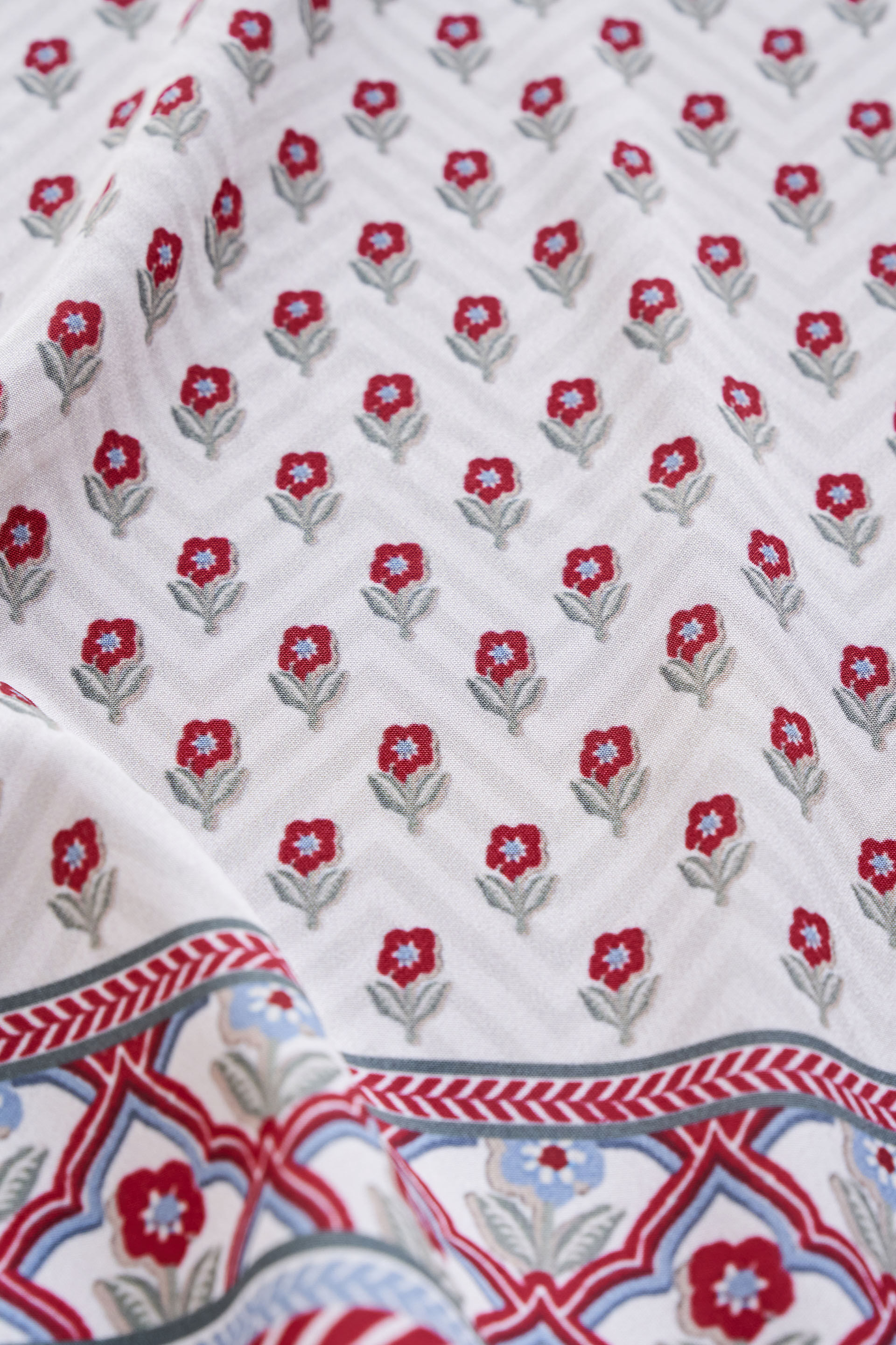 Ryaan Pocket Square - Off White