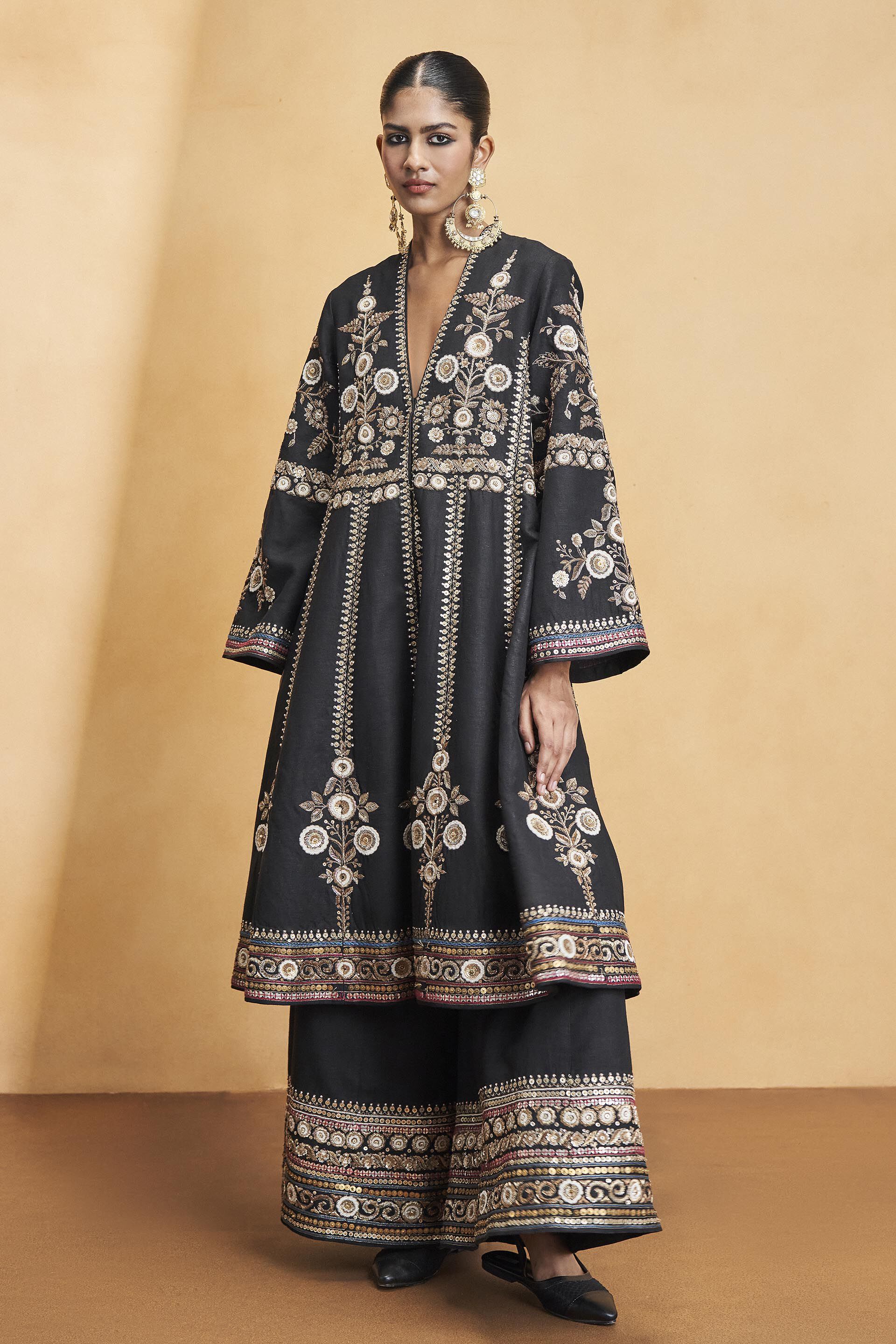 Flowers Of The Forest Embroidered Zardozi Silk Kurta Set - Black