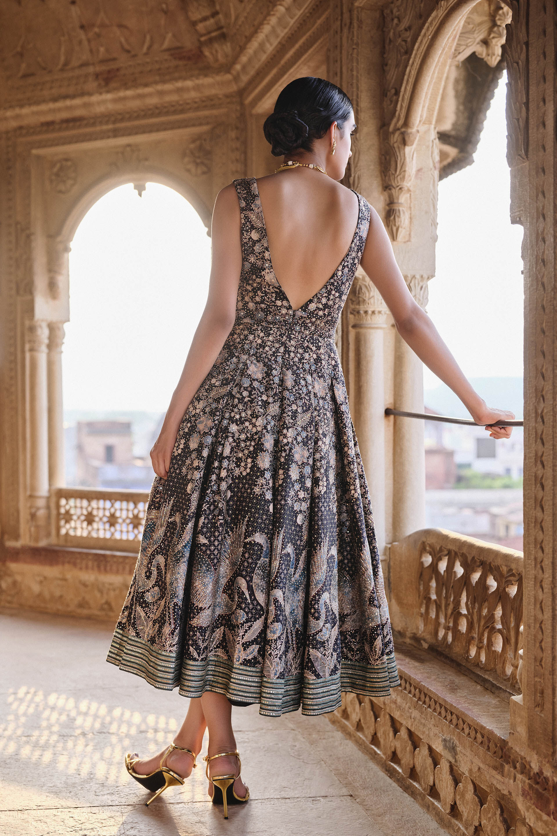 Izar Printed Sequin Dress - Black