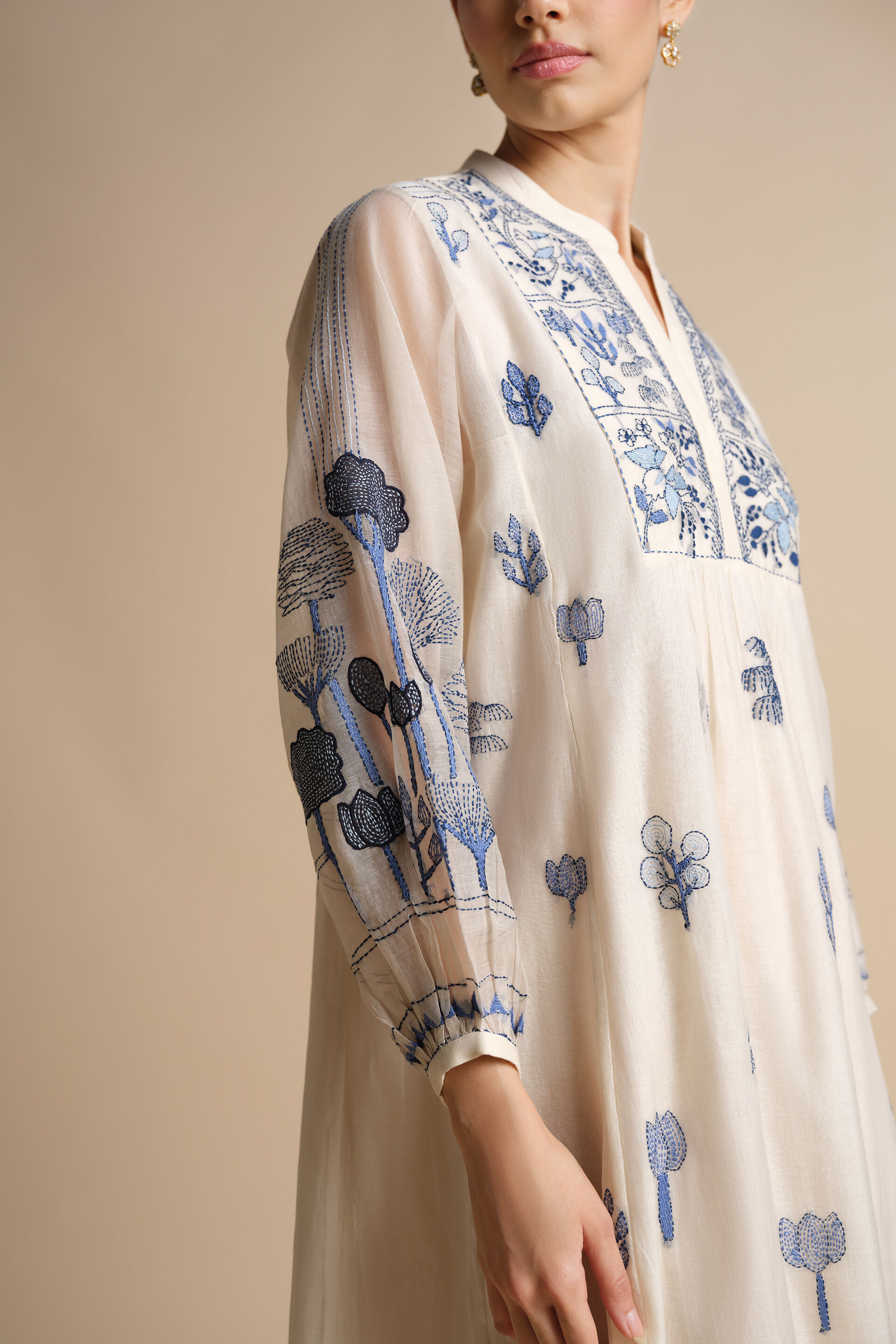 Peregrine Hand-embroidered Kantha Mul Kaftan - Ivory, Ivory, image 5