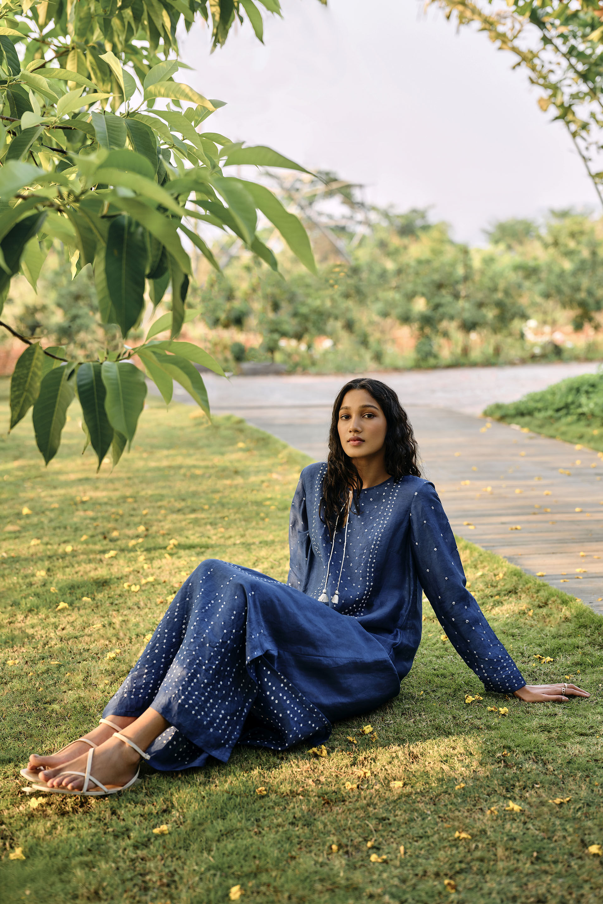 Coast Handcrafted Bandhani Linen Kaftan -&nbsp;Indigo, Indigo, image 4