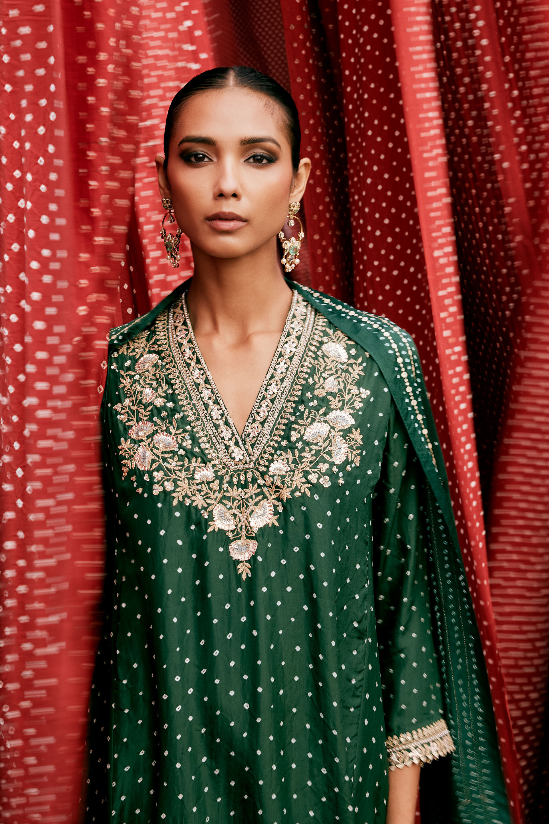 Gulsahro Handcrafted Bandhani Silk Kurta Set - Green, Green, image 8