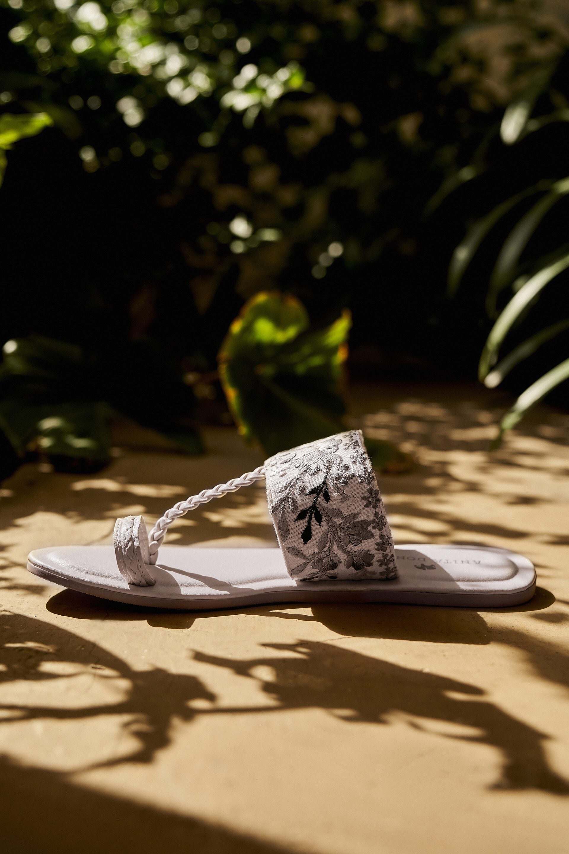 Azalea Kolhapuris - Grey, Grey, image 3