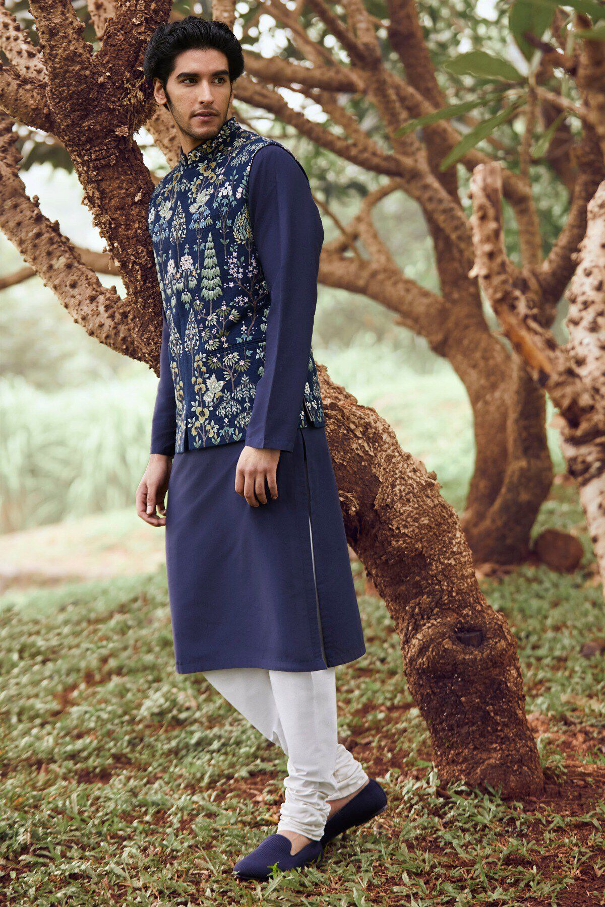 Nalesh Hand-painted Pichhwai Silk Nehru Jacket