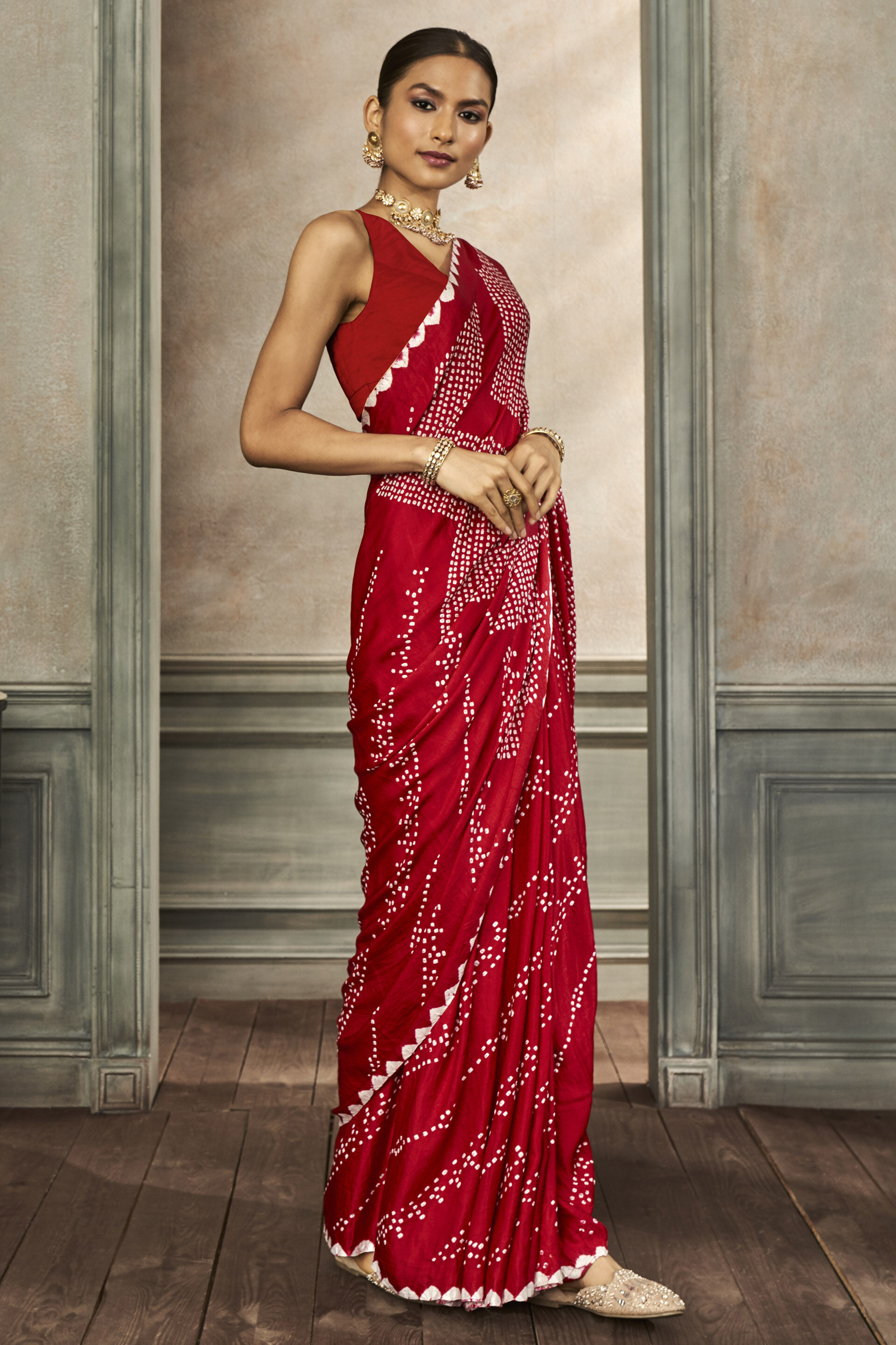 Deetya Bandhani Silk Saree Red