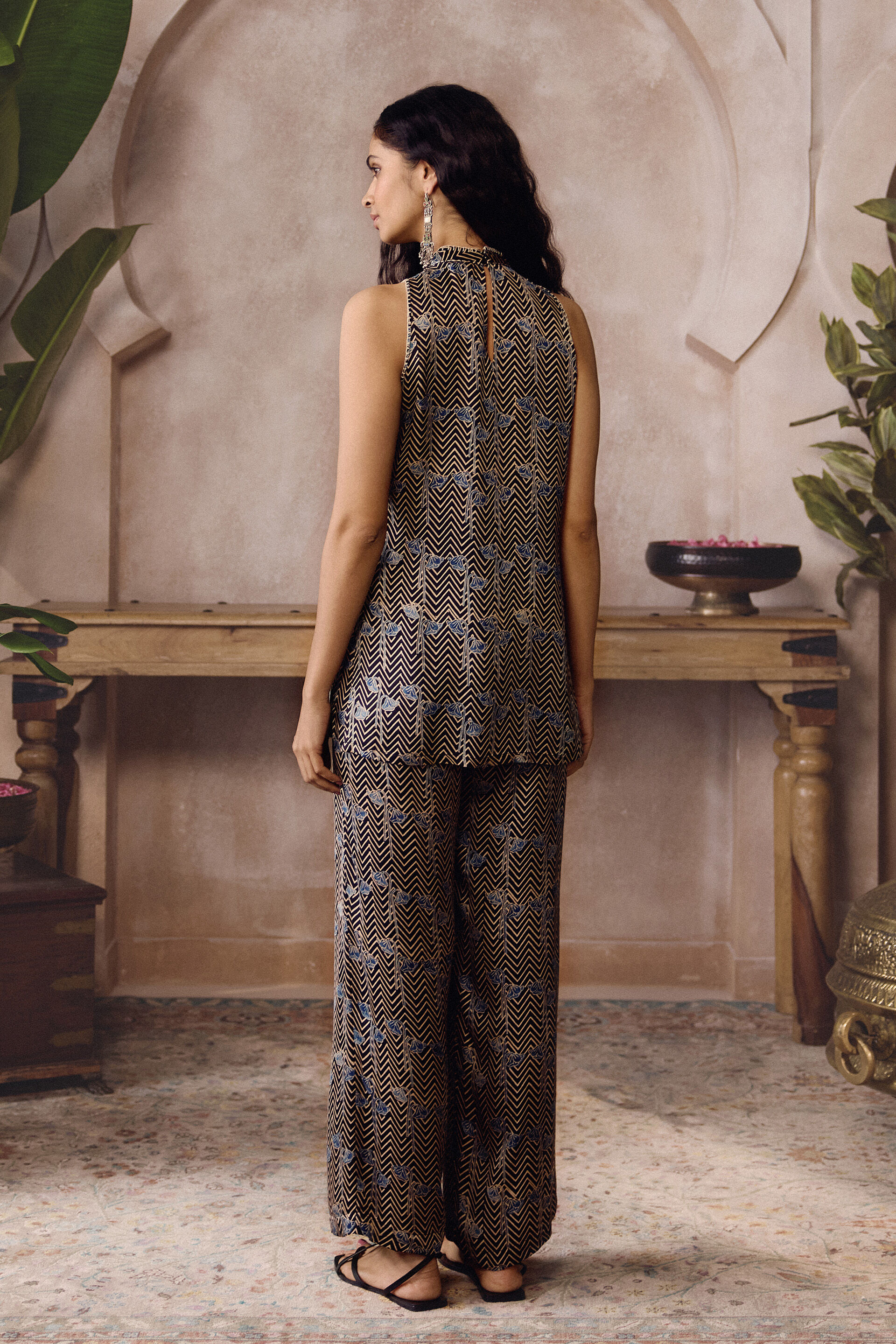 Risco Ajrakh Hand-block Printed Co-ord - Black