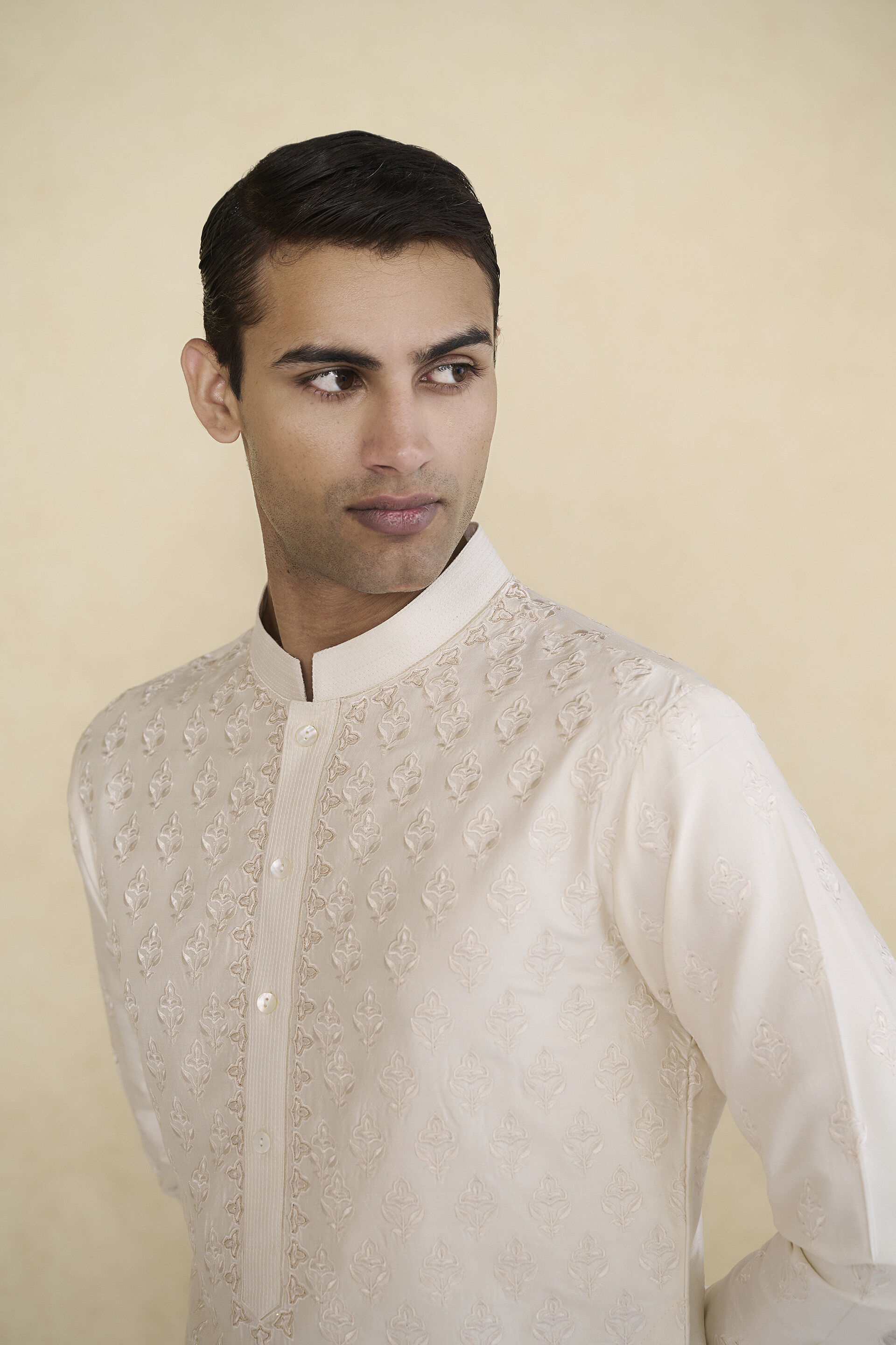 Tuhin Embroidered Silk Kurta - Ivory, Ivory, image 5