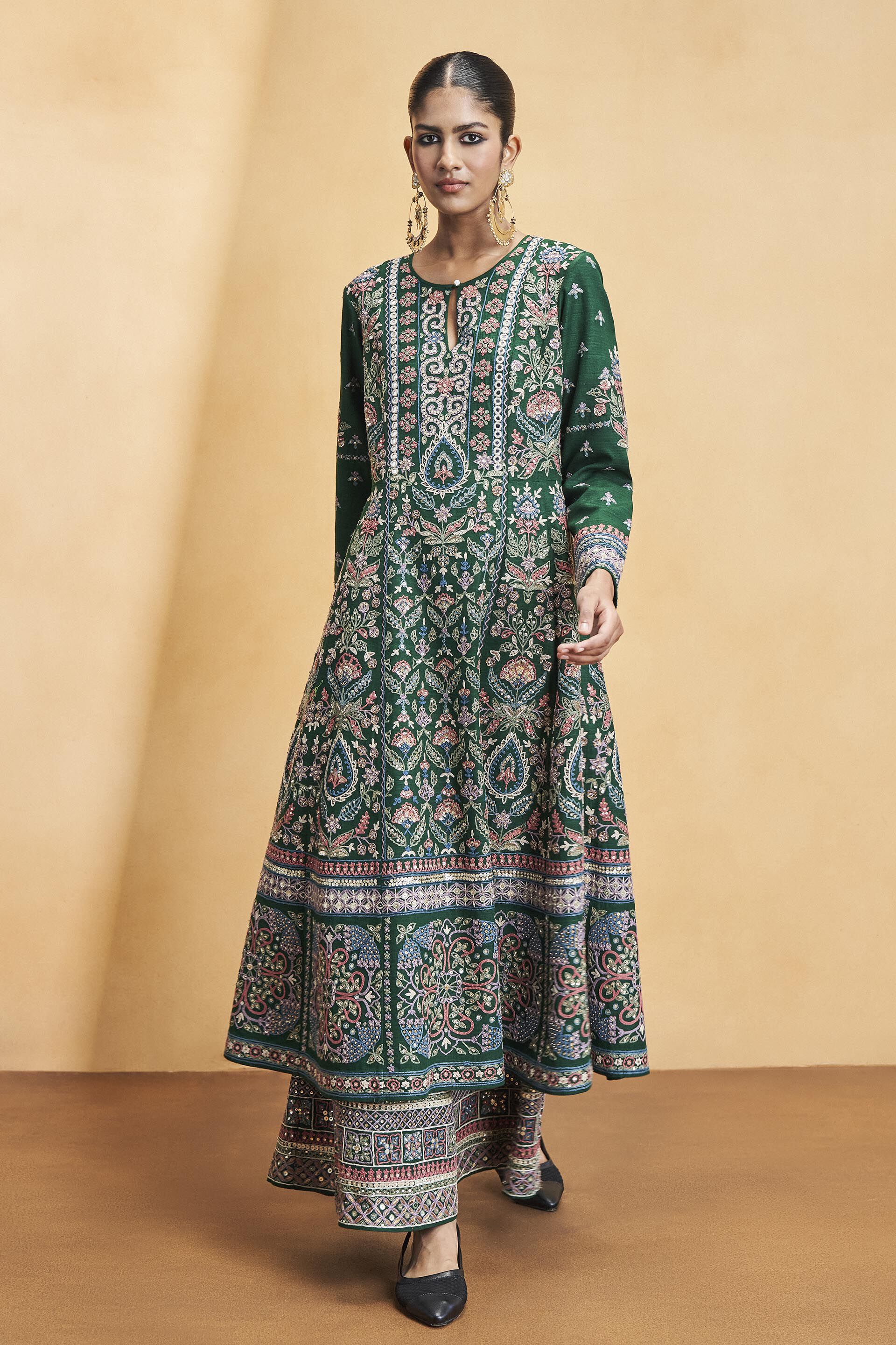 Serenade Of The Trees SEWA Hand-embroidered Silk Kurta Set - Green