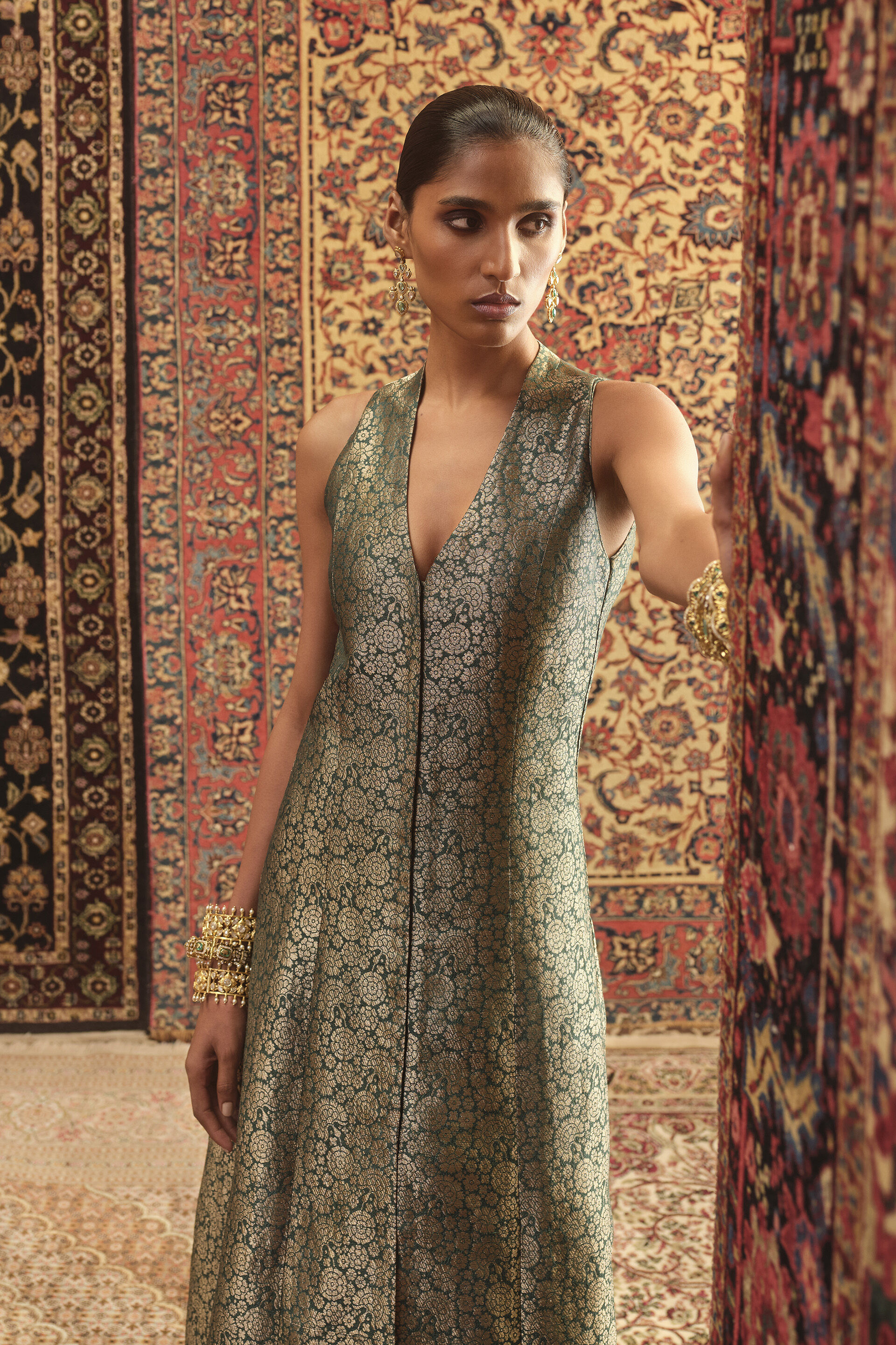 Uttanka Handwoven Benarasi Silk Jacket Set - Green