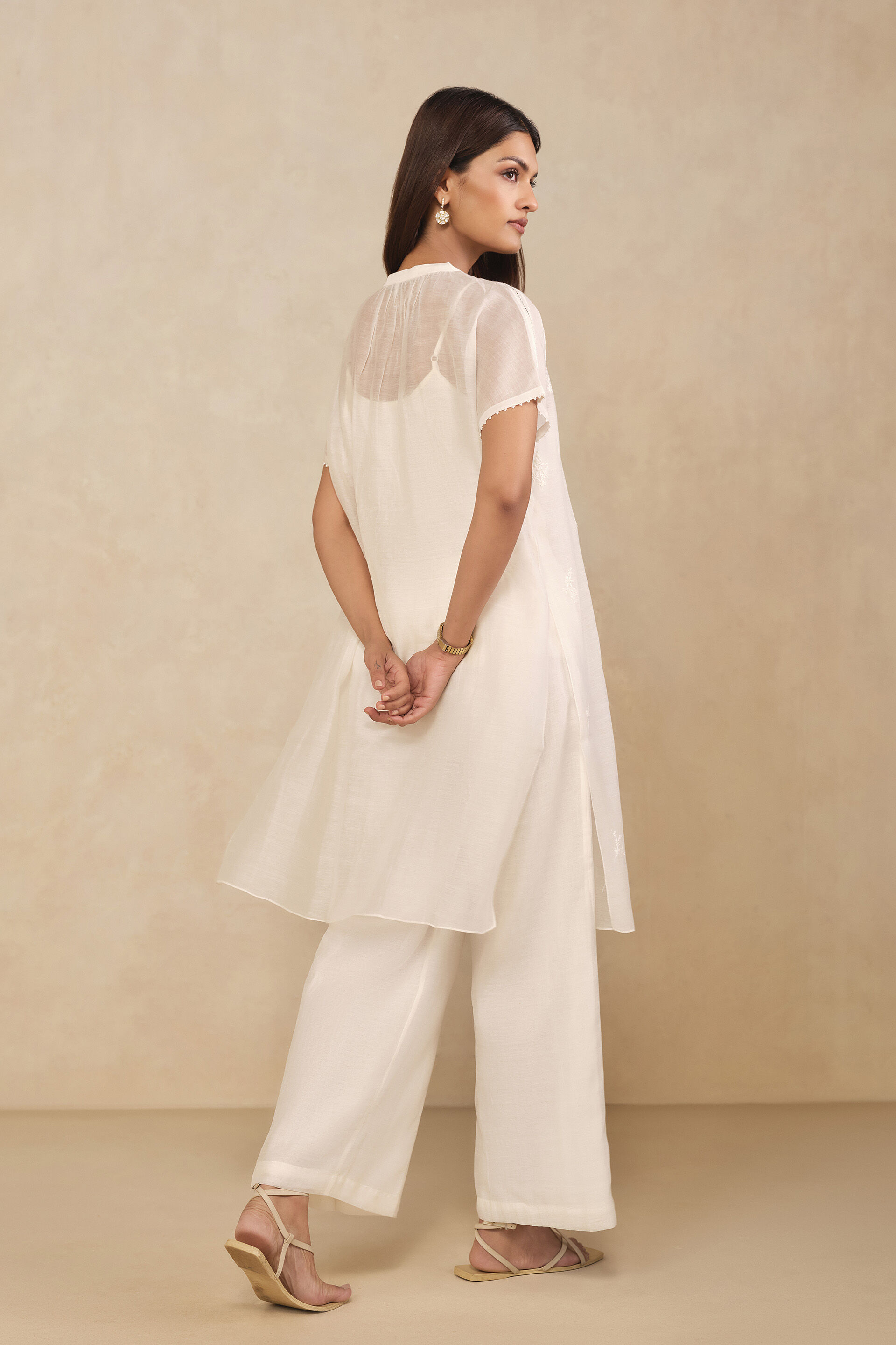 Haiku Hand-embroidered Chikankari Mul Kurta Set - Ivory