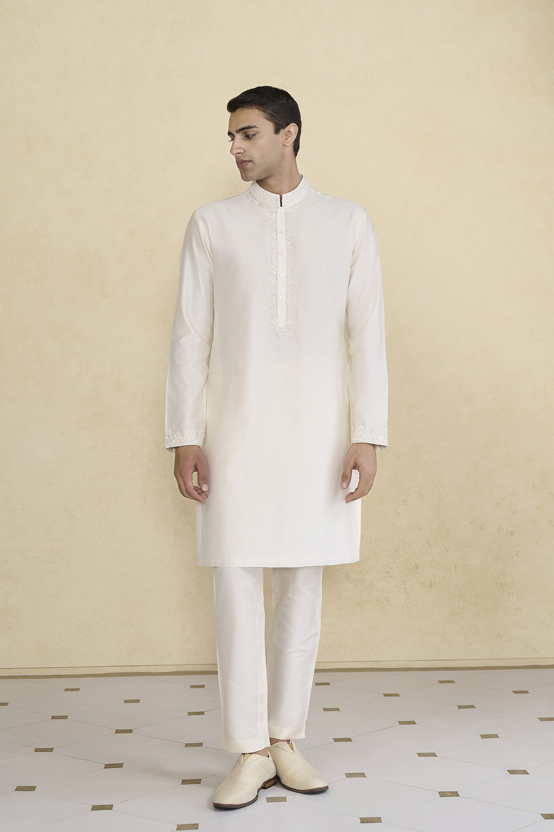 Isharv Embroidered Chanderi Silk Kurta - Ivory, Ivory, image 1