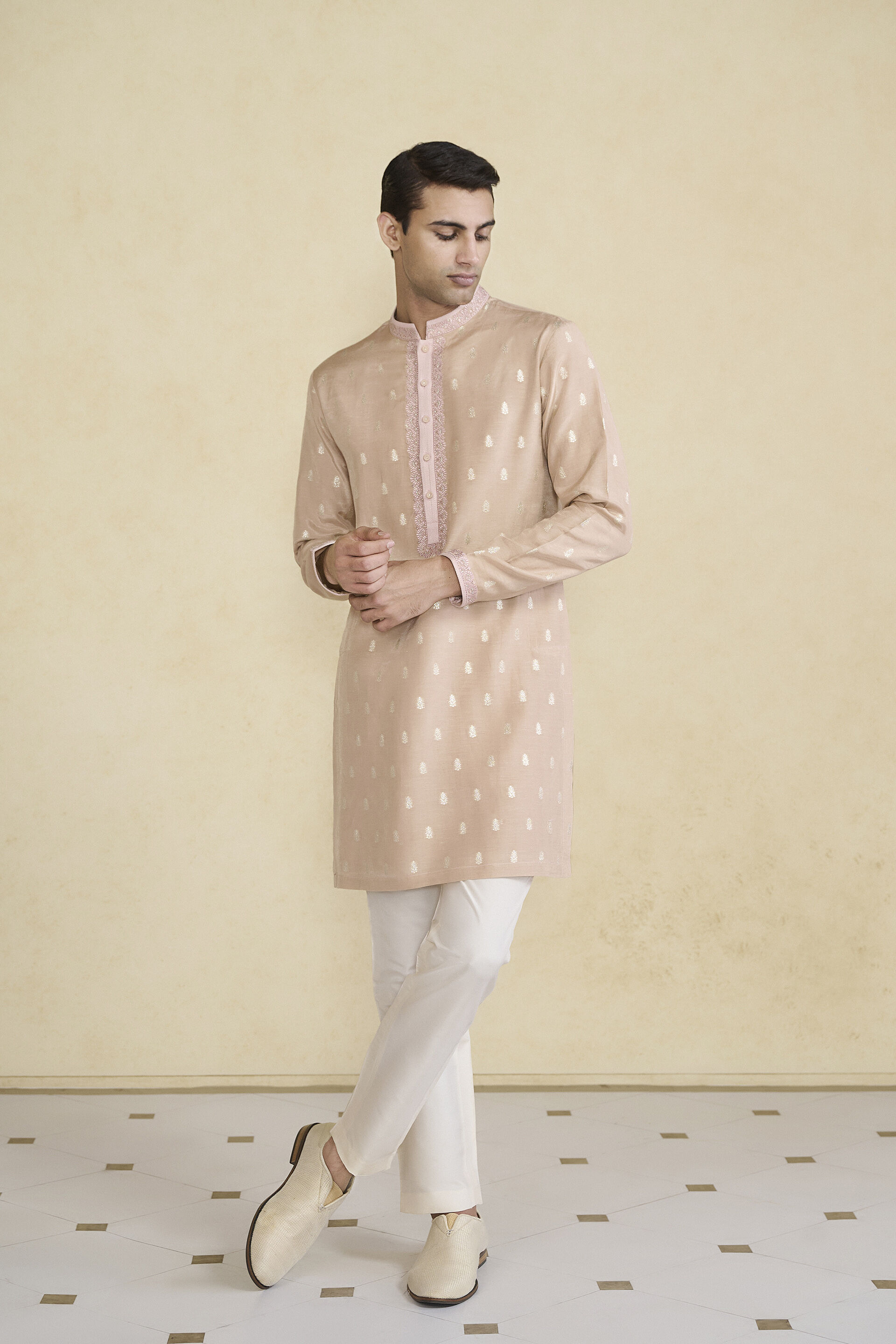 Vinil Handwoven Benarasi Silk Kurta - Pink