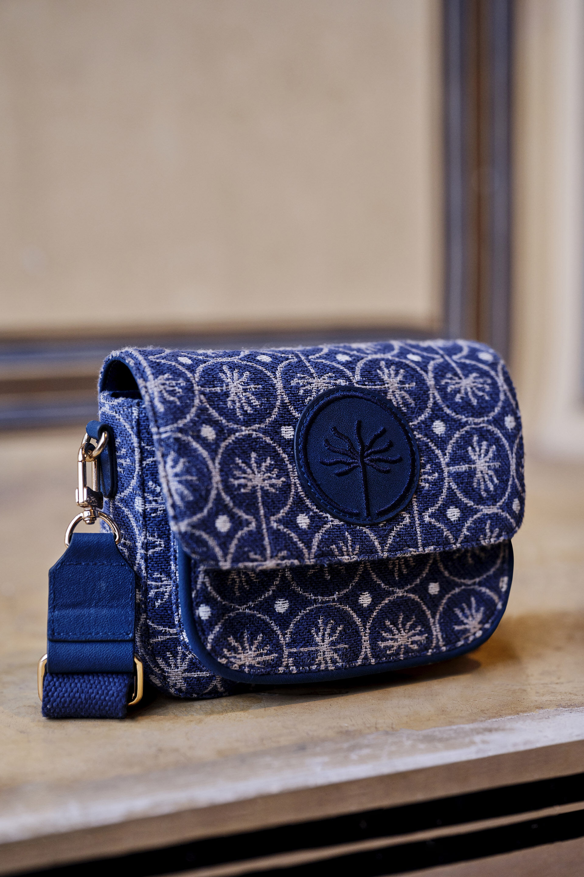 Root Core Crossbody Bag- Blue