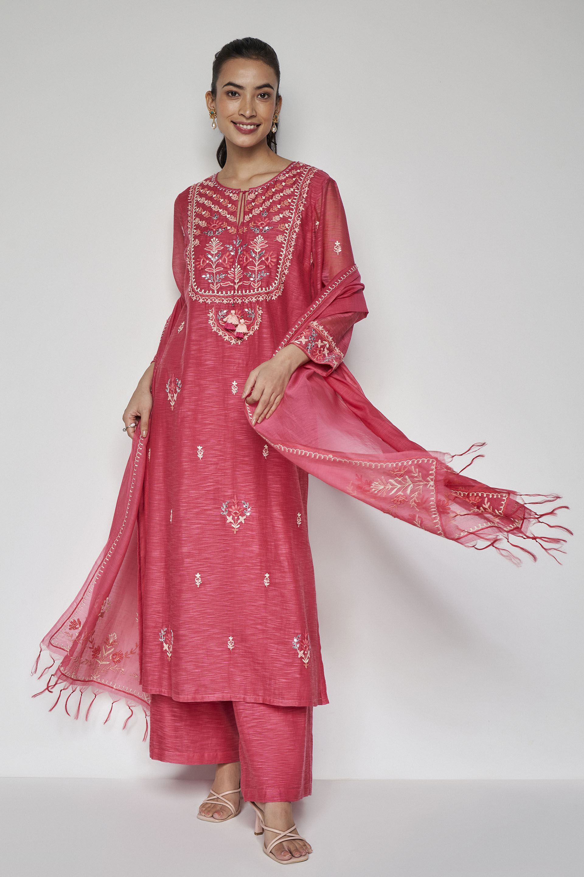Anita dongre palazzo hotsell suits
