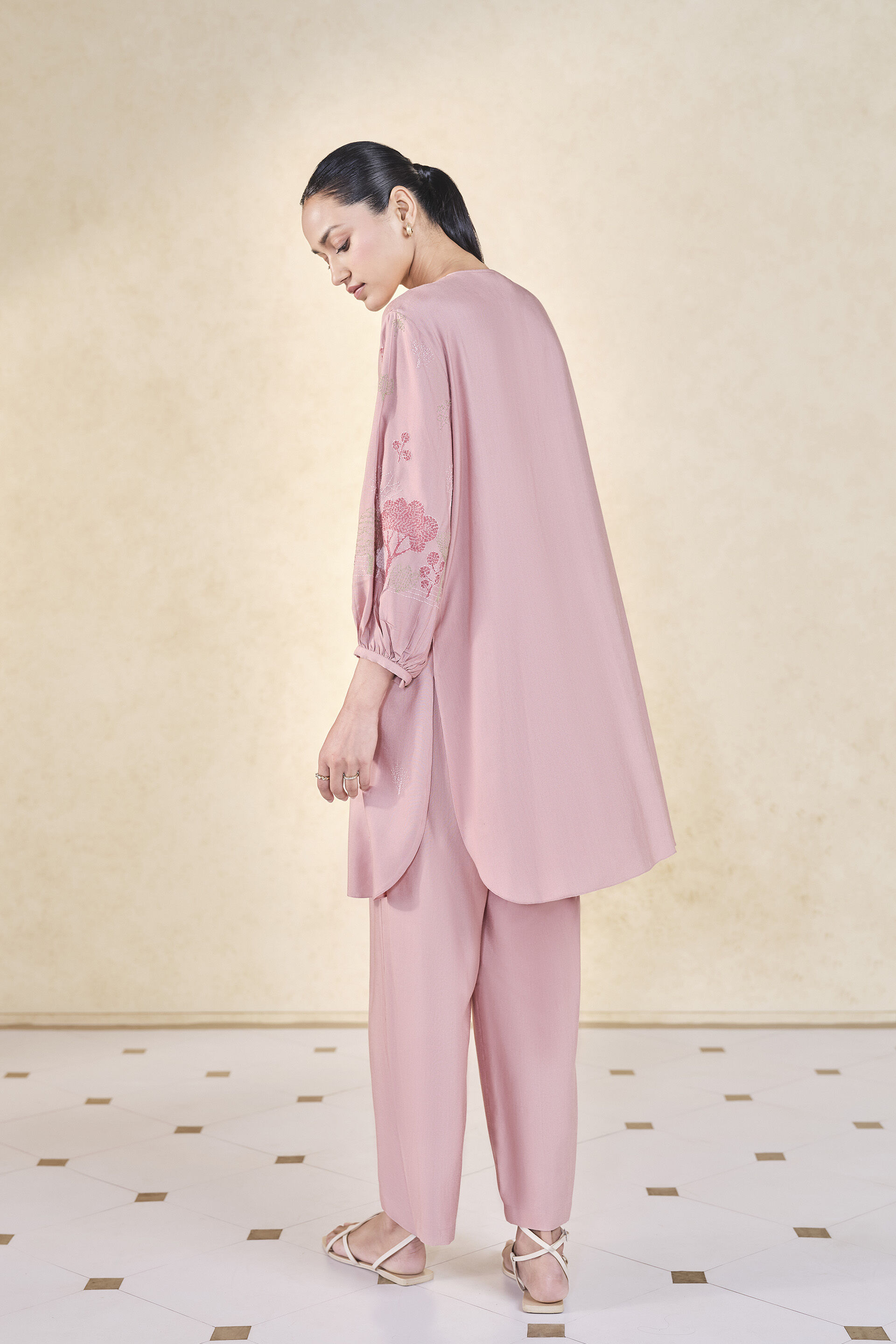 Dream Hand-embroidered Kantha Co-ord - Blush